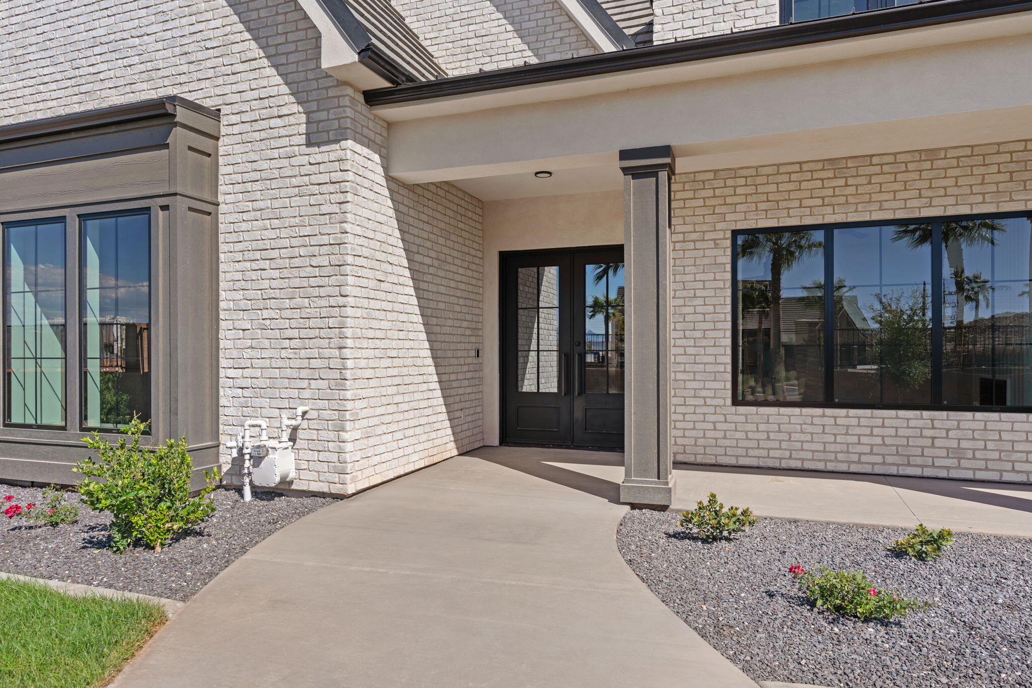 SUMMIT VIEW - Residential