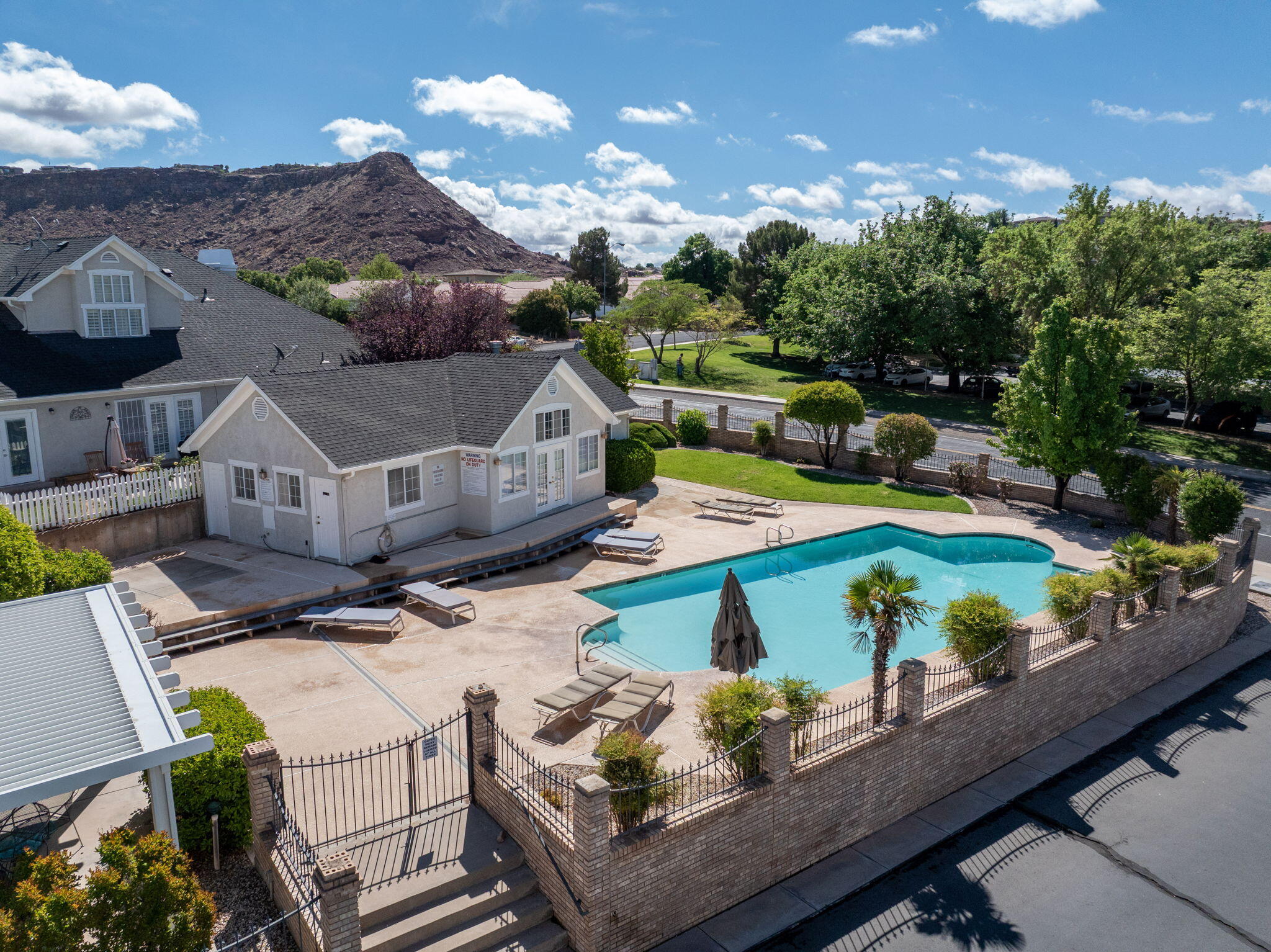 HILLS - Residential