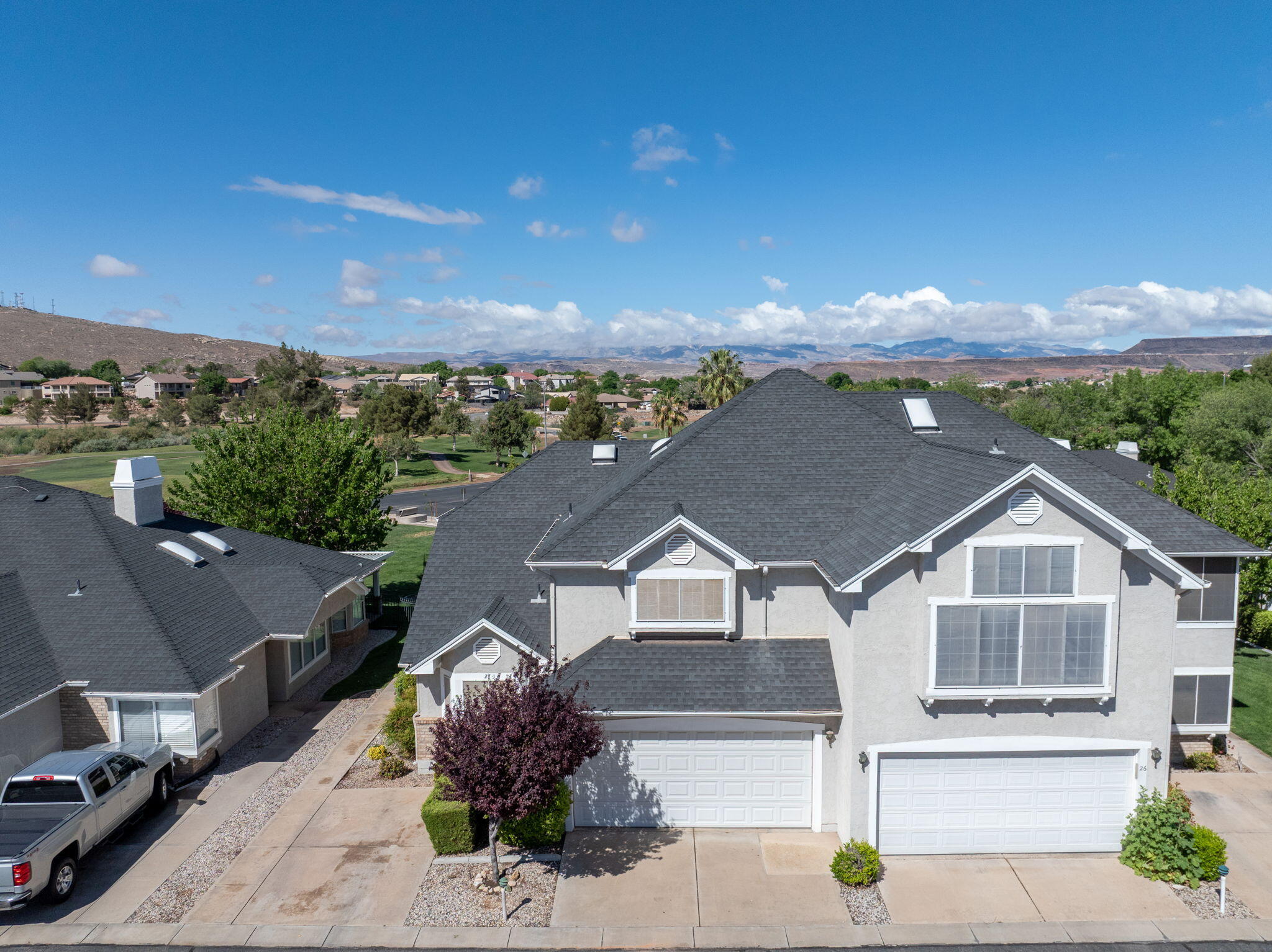 HILLS - Residential