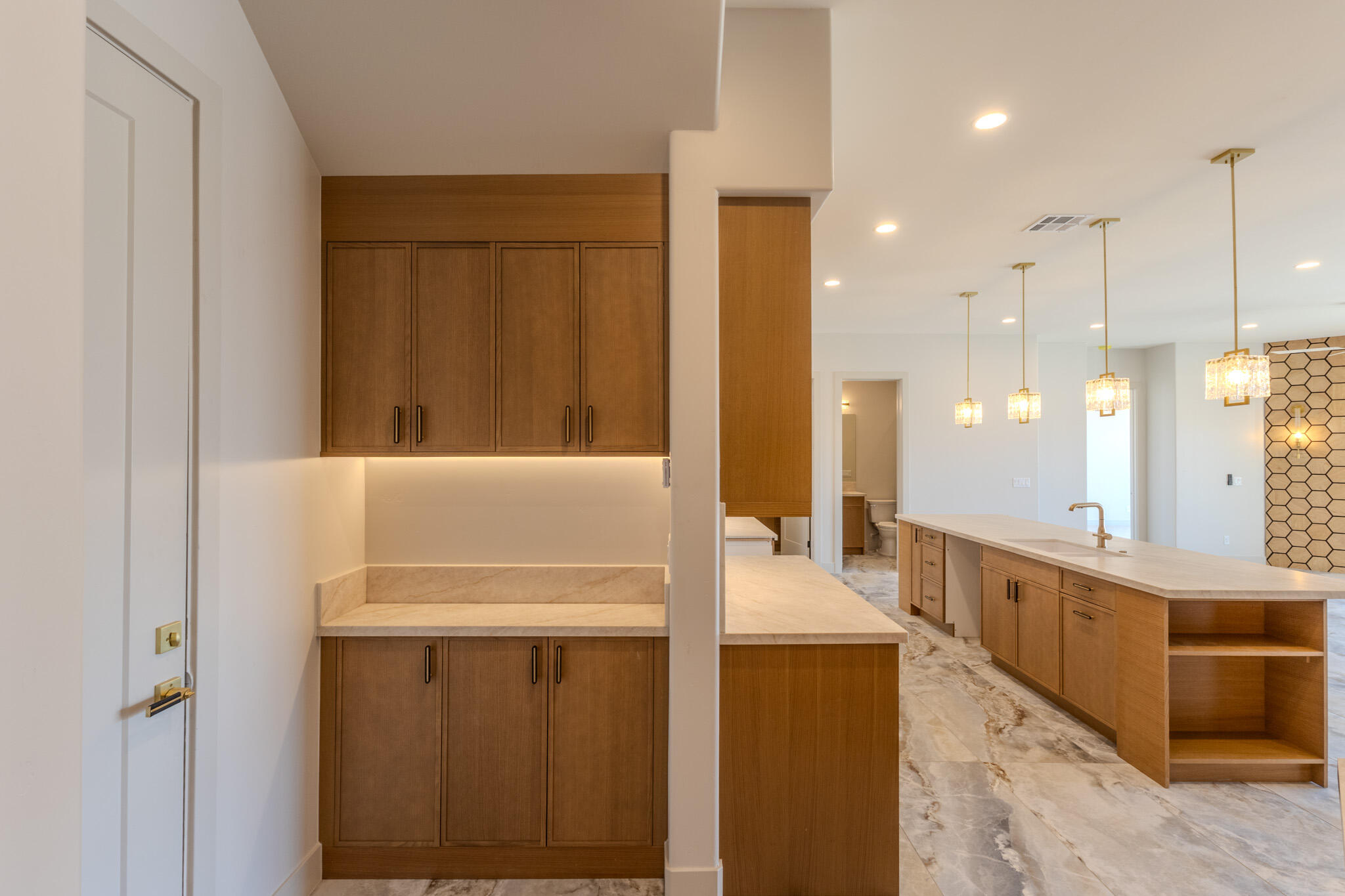 MOUNTAIN VIEW ESTATES - Residential
