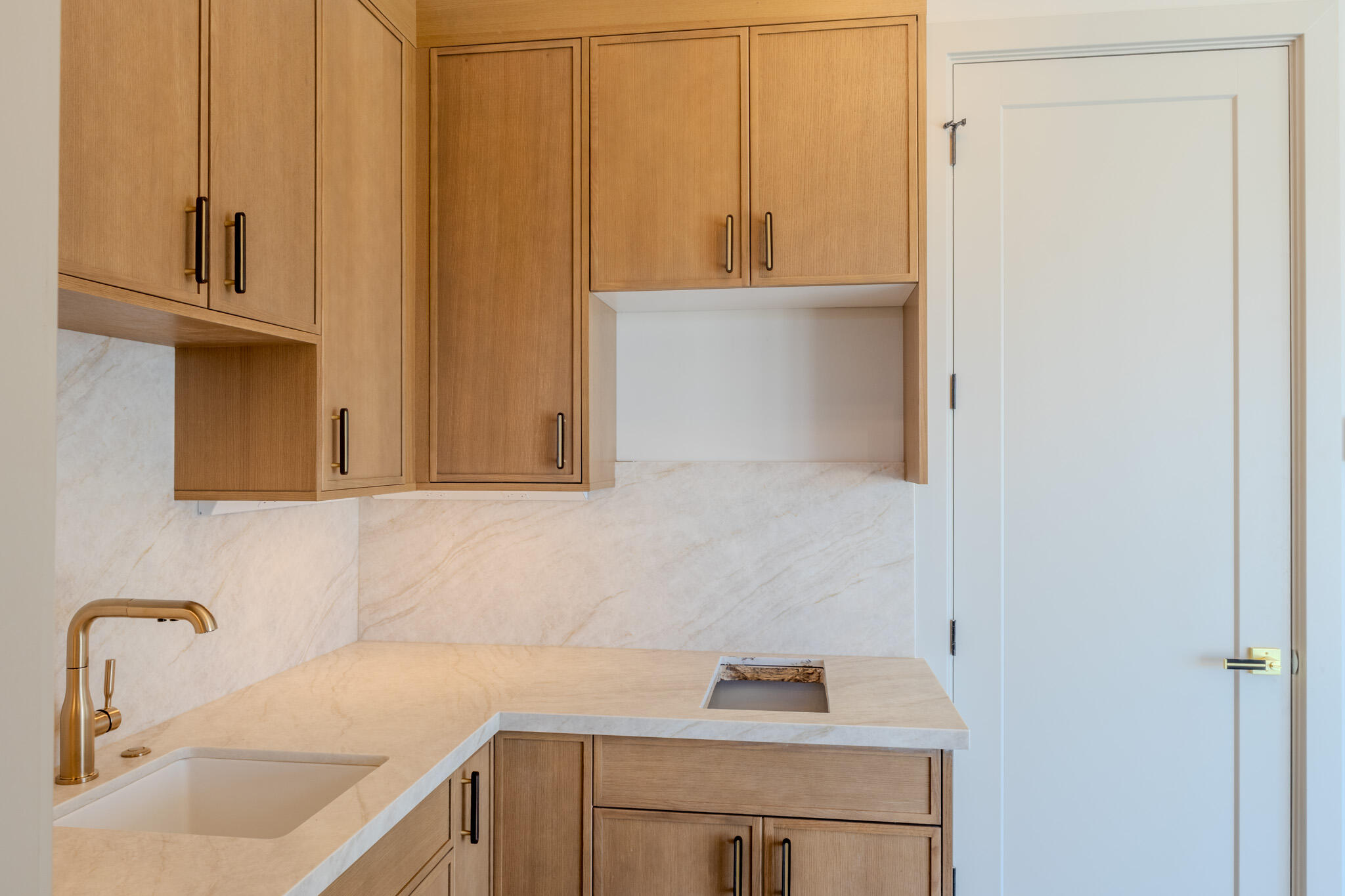 MOUNTAIN VIEW ESTATES - Residential