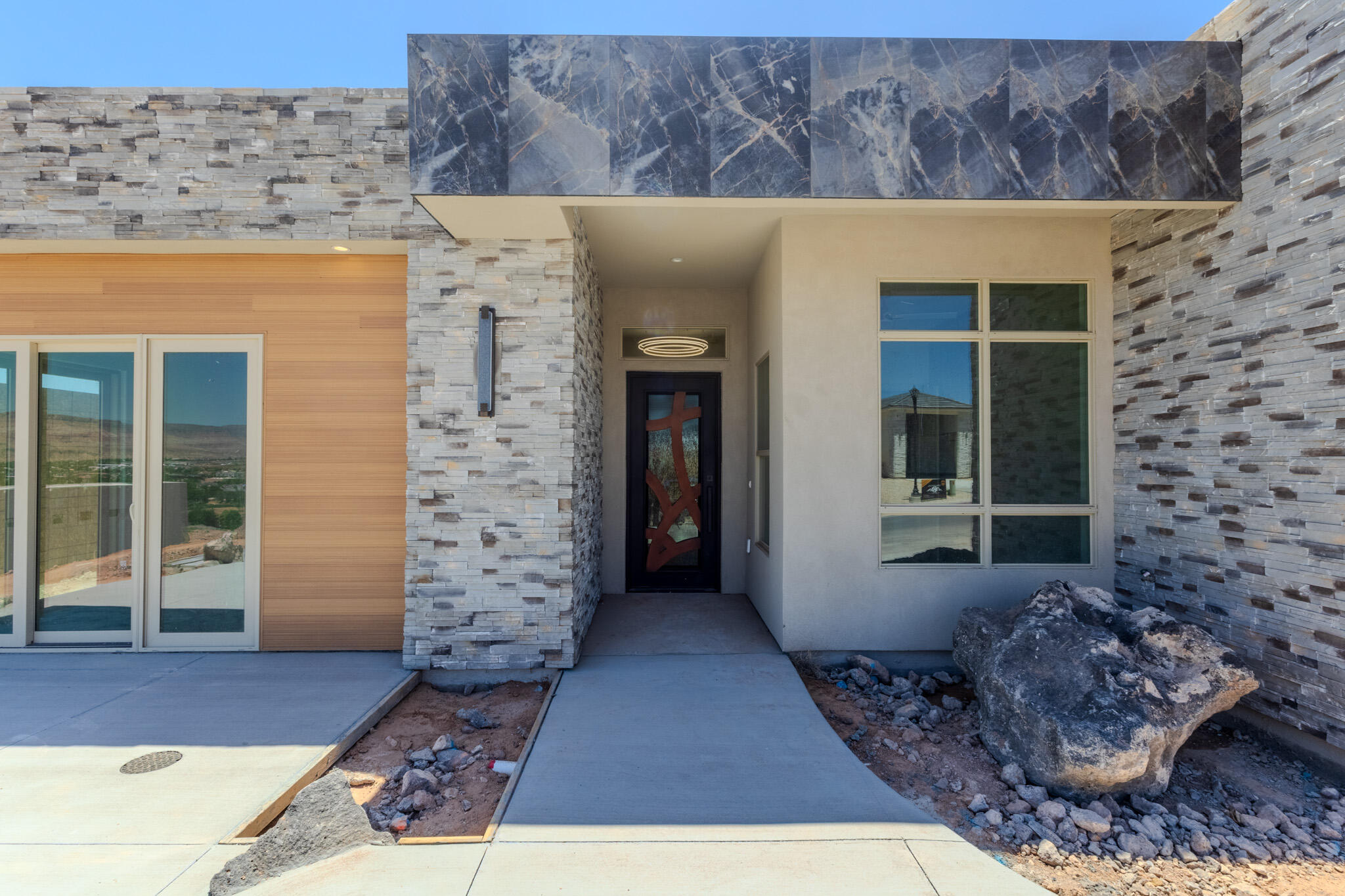 MOUNTAIN VIEW ESTATES - Residential