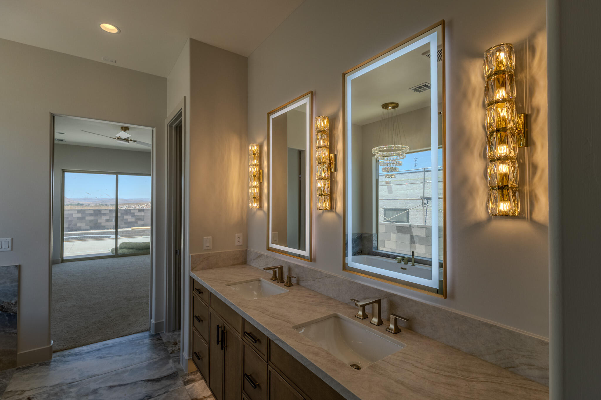 MOUNTAIN VIEW ESTATES - Residential