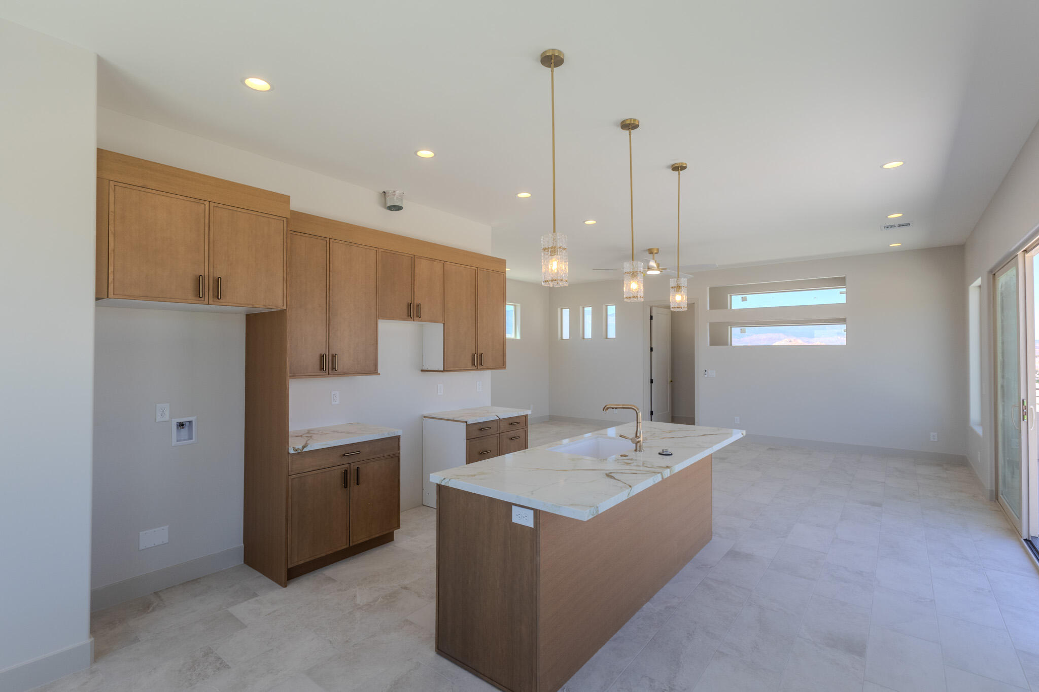 MOUNTAIN VIEW ESTATES - Residential