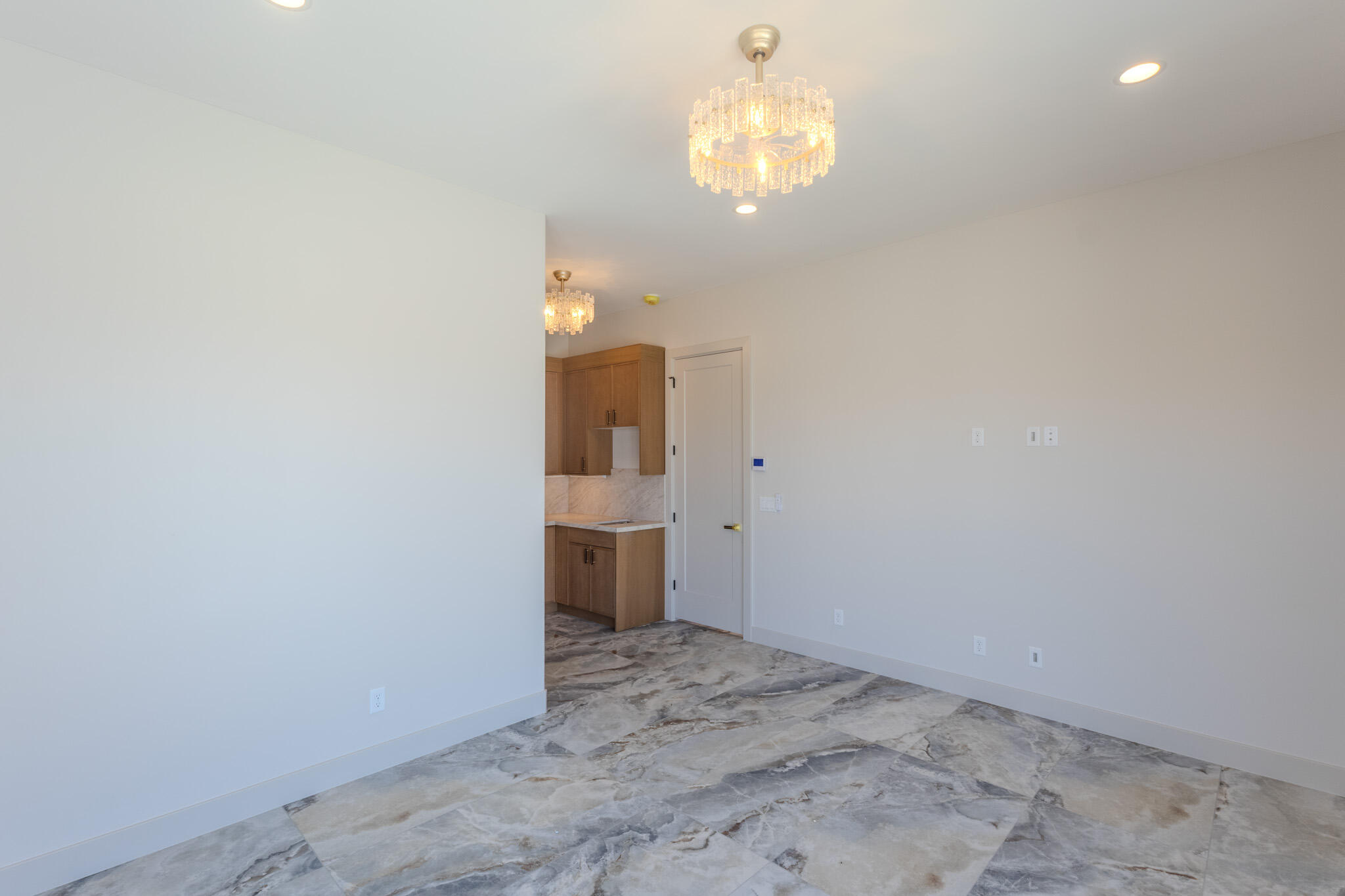 MOUNTAIN VIEW ESTATES - Residential