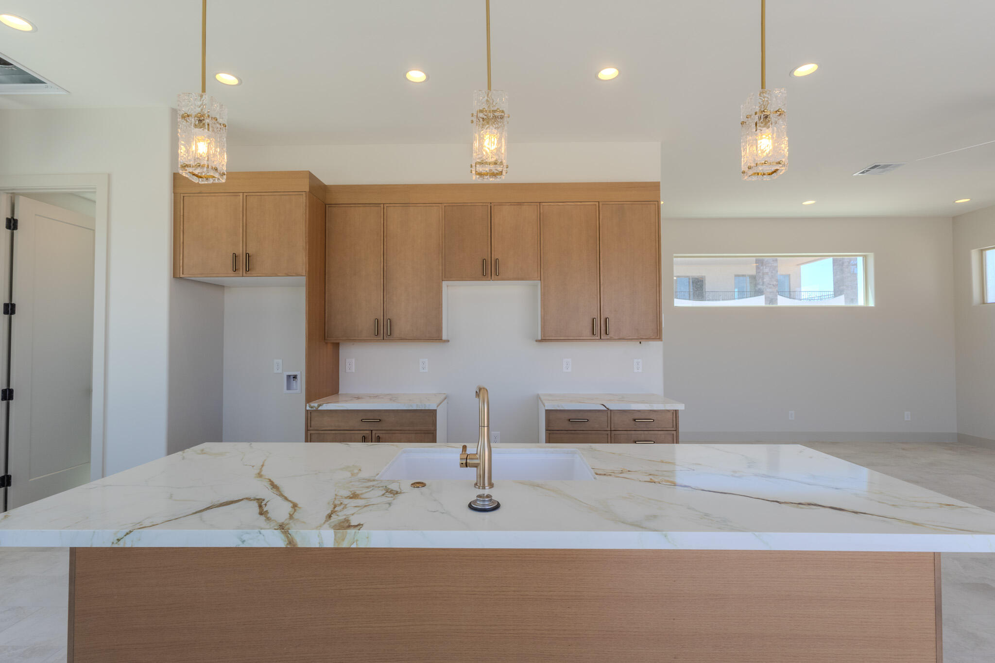 MOUNTAIN VIEW ESTATES - Residential