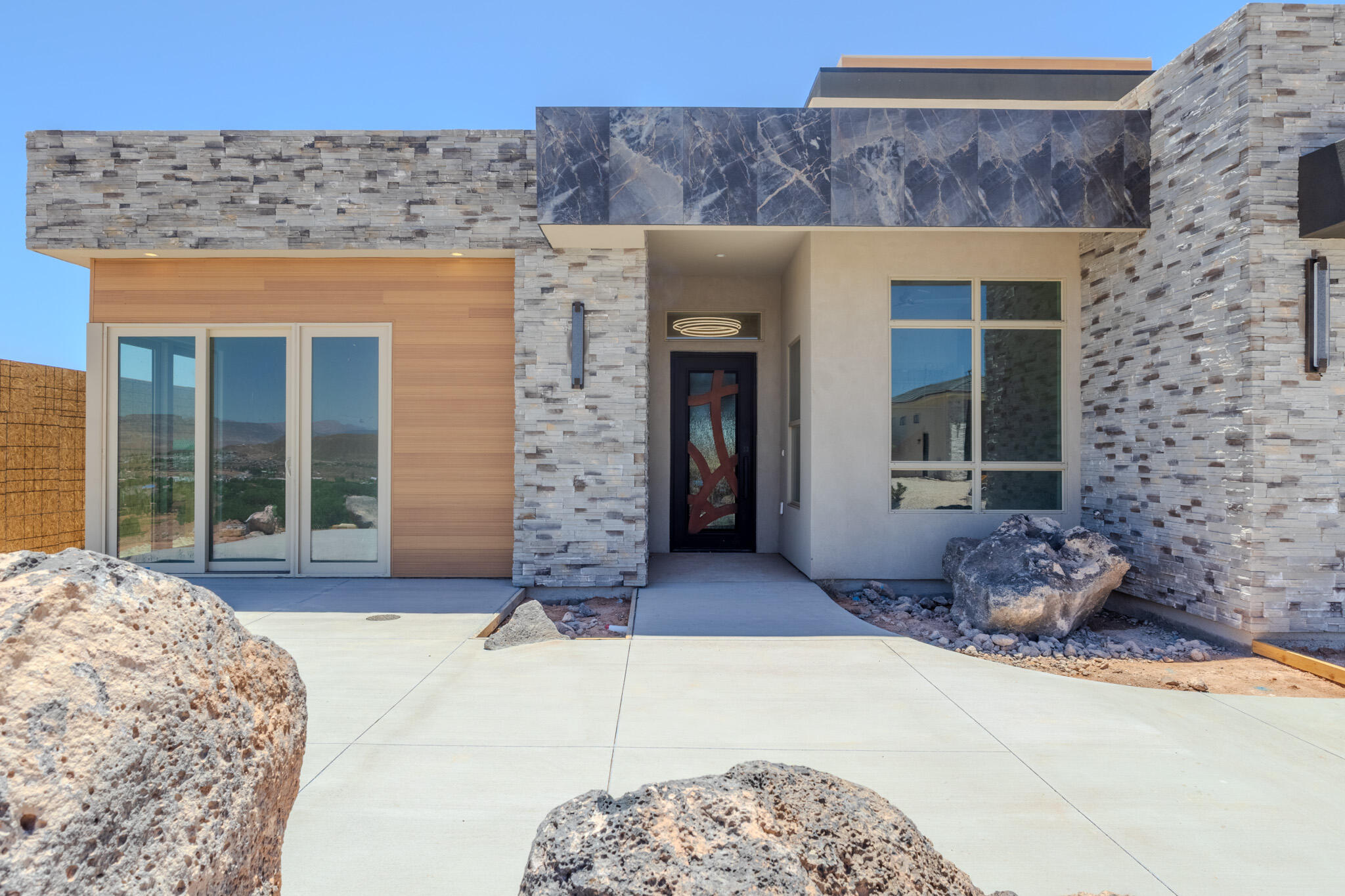MOUNTAIN VIEW ESTATES - Residential