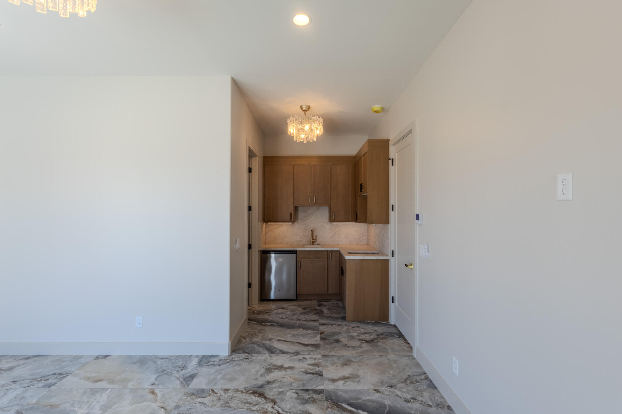 MOUNTAIN VIEW ESTATES - Residential