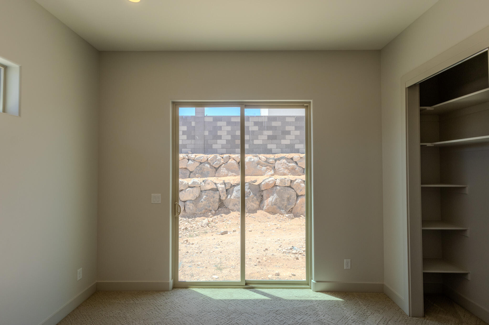 MOUNTAIN VIEW ESTATES - Residential