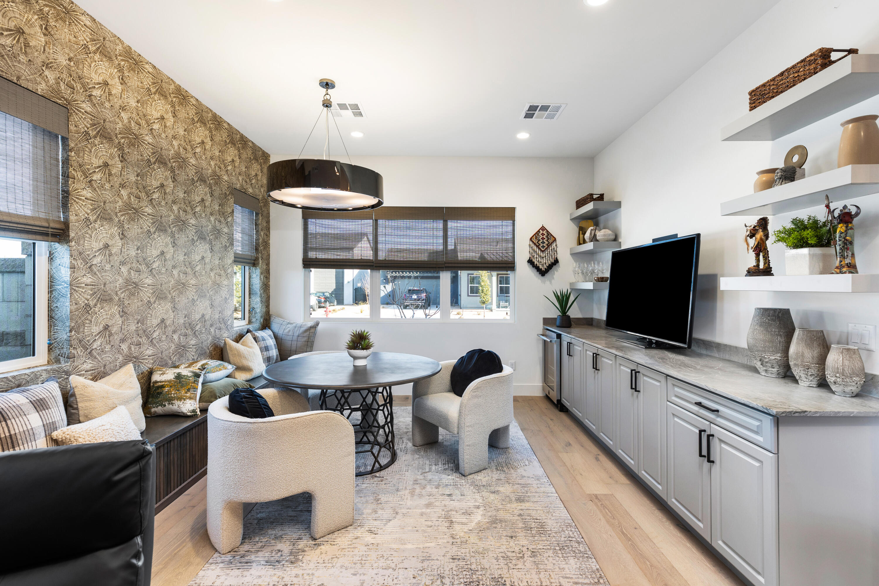 DESERT COLOR REGENCY - Residential
