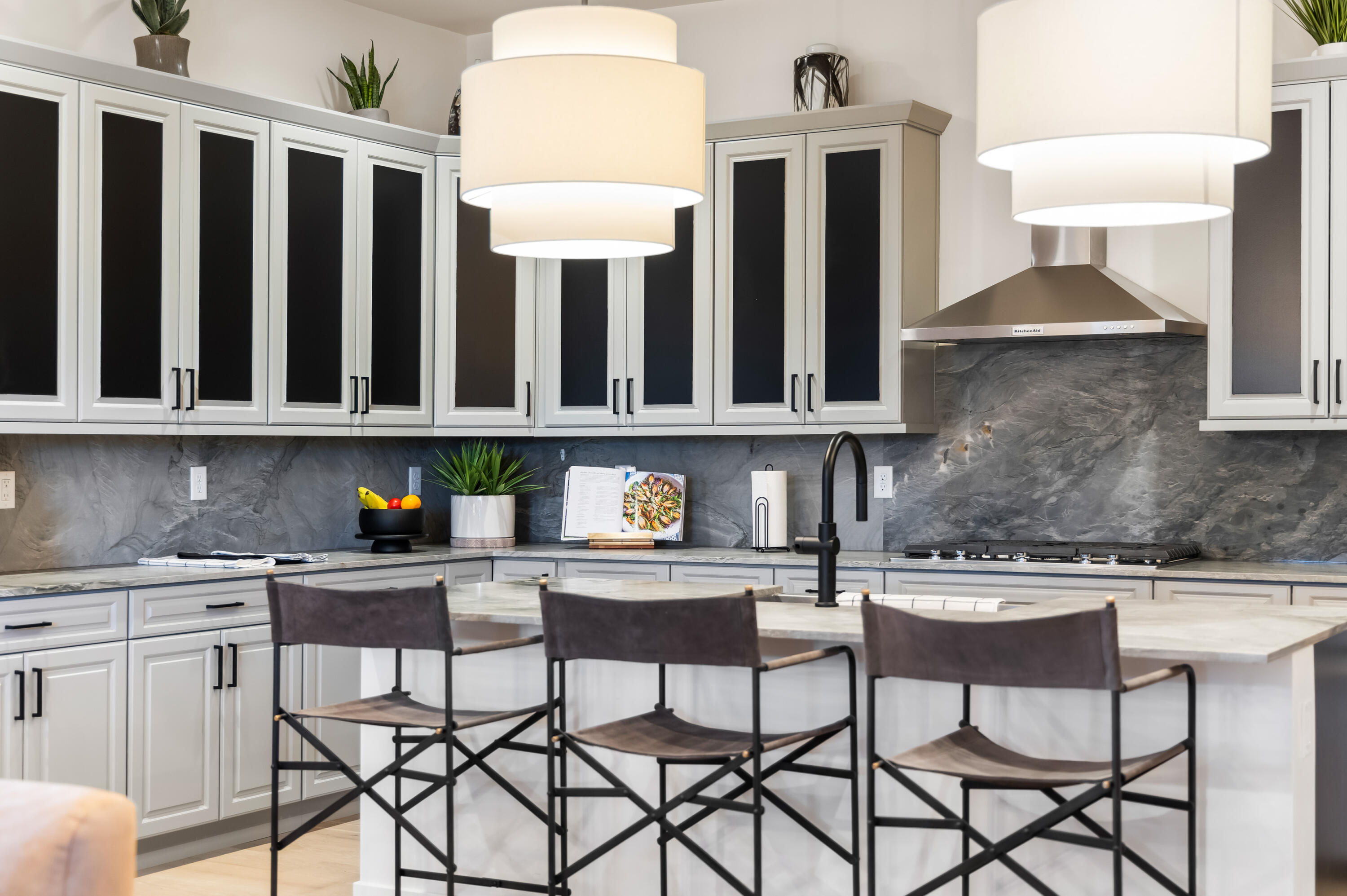 DESERT COLOR REGENCY - Residential