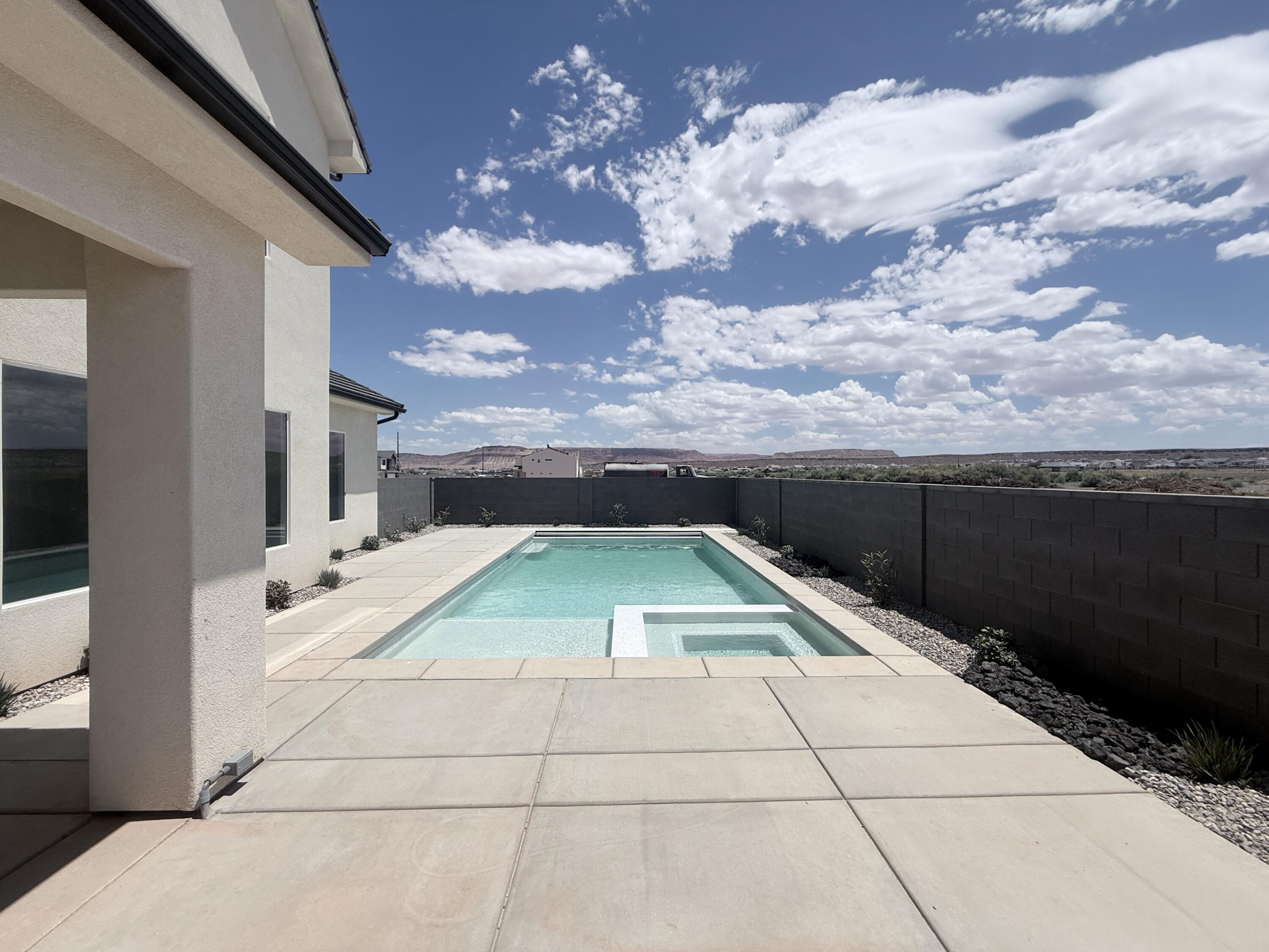 SUNIVA - Residential