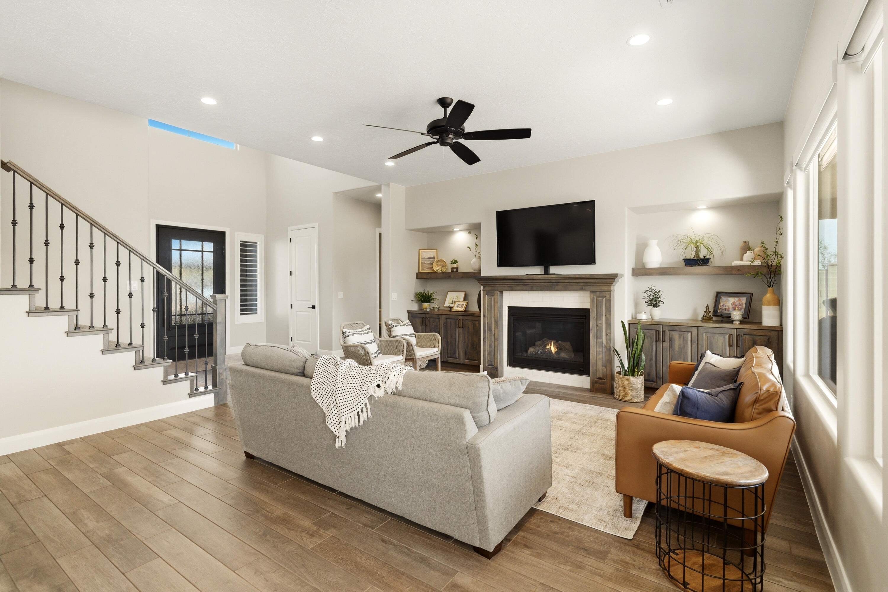 PECAN VALLEY - Residential
