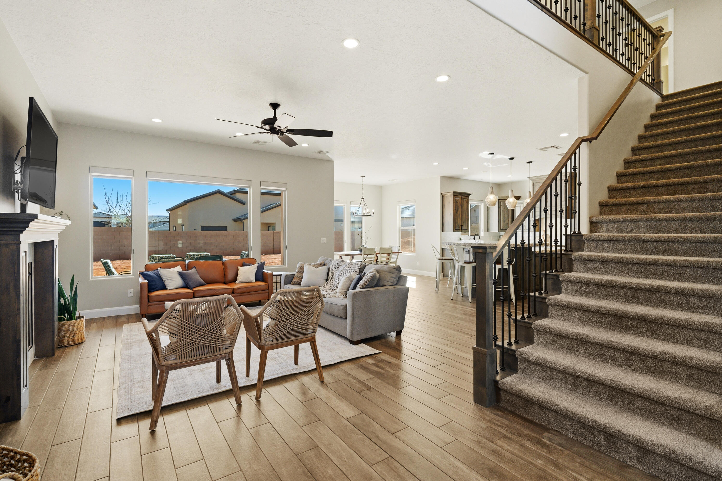 PECAN VALLEY - Residential
