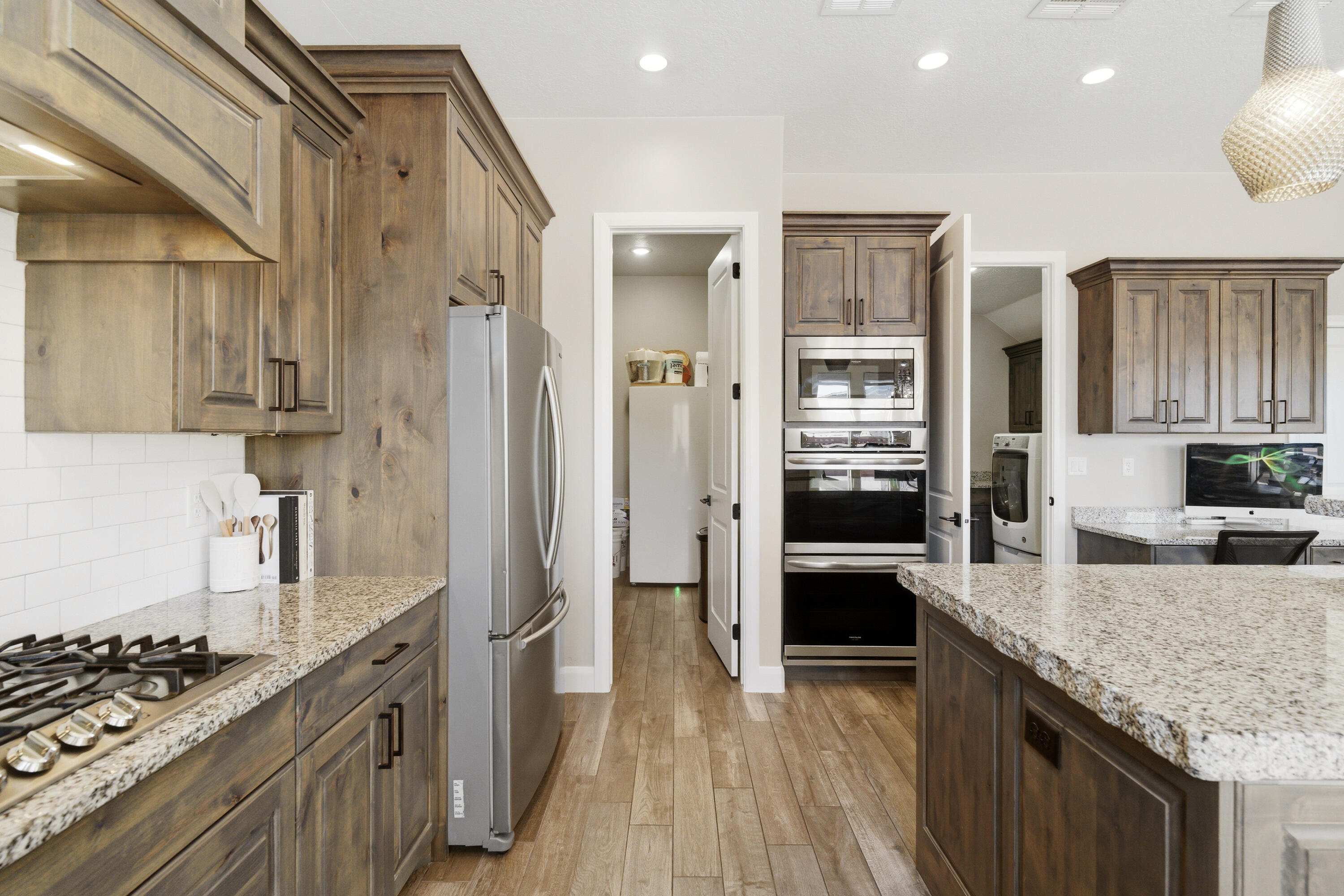 PECAN VALLEY - Residential