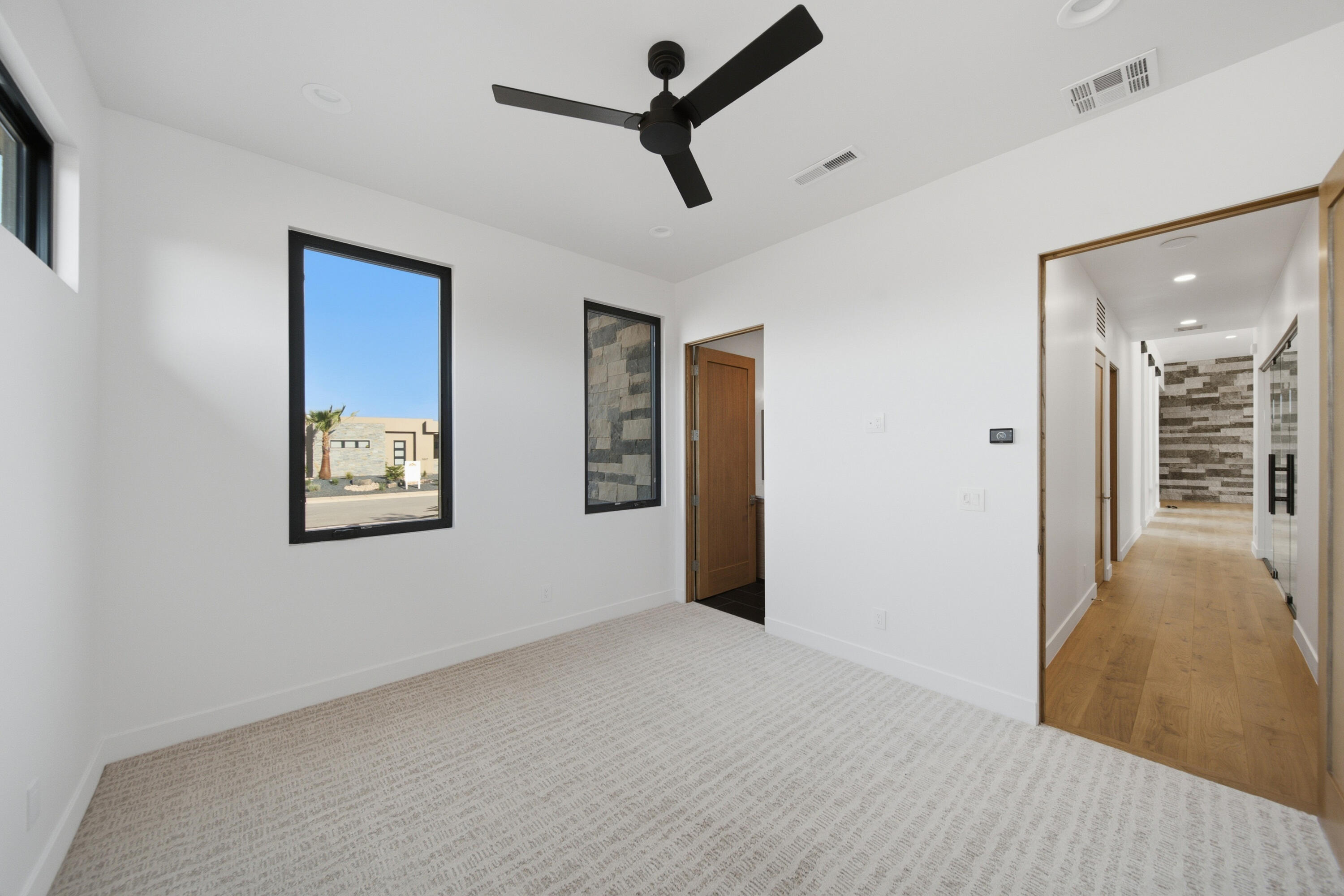 ESTATES AT SAND HOLLOW - Residential