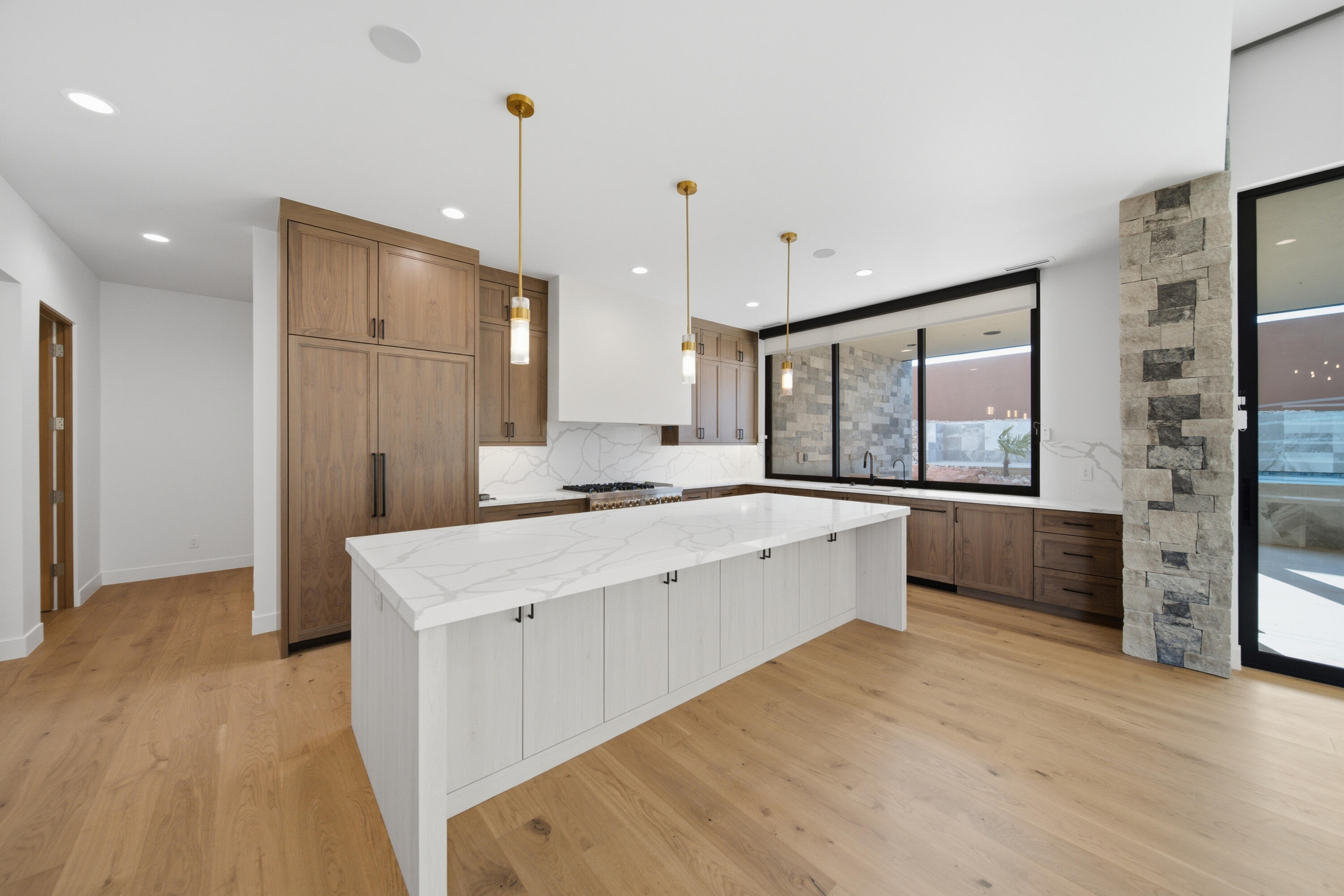 ESTATES AT SAND HOLLOW - Residential