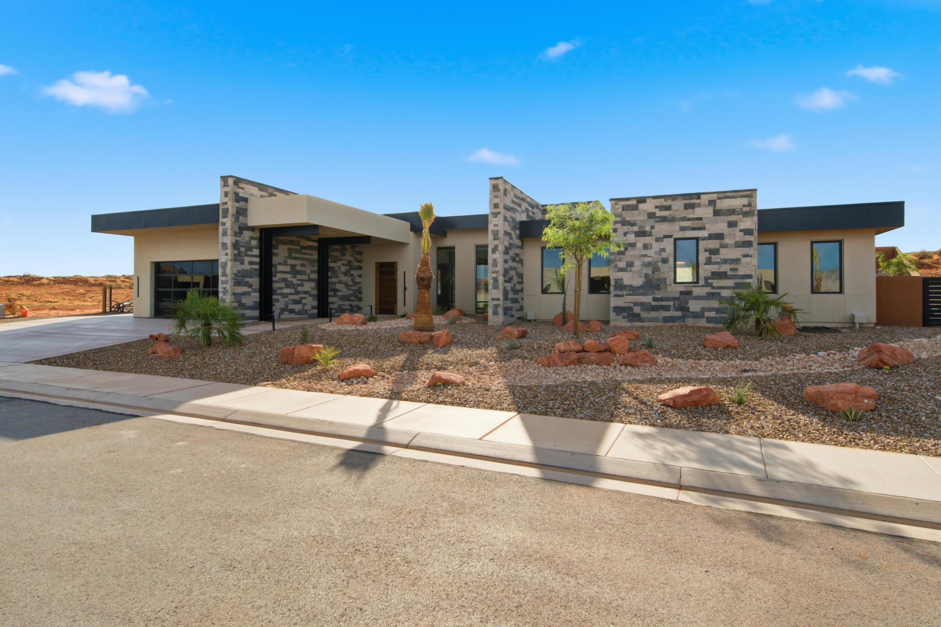 ESTATES AT SAND HOLLOW - Residential