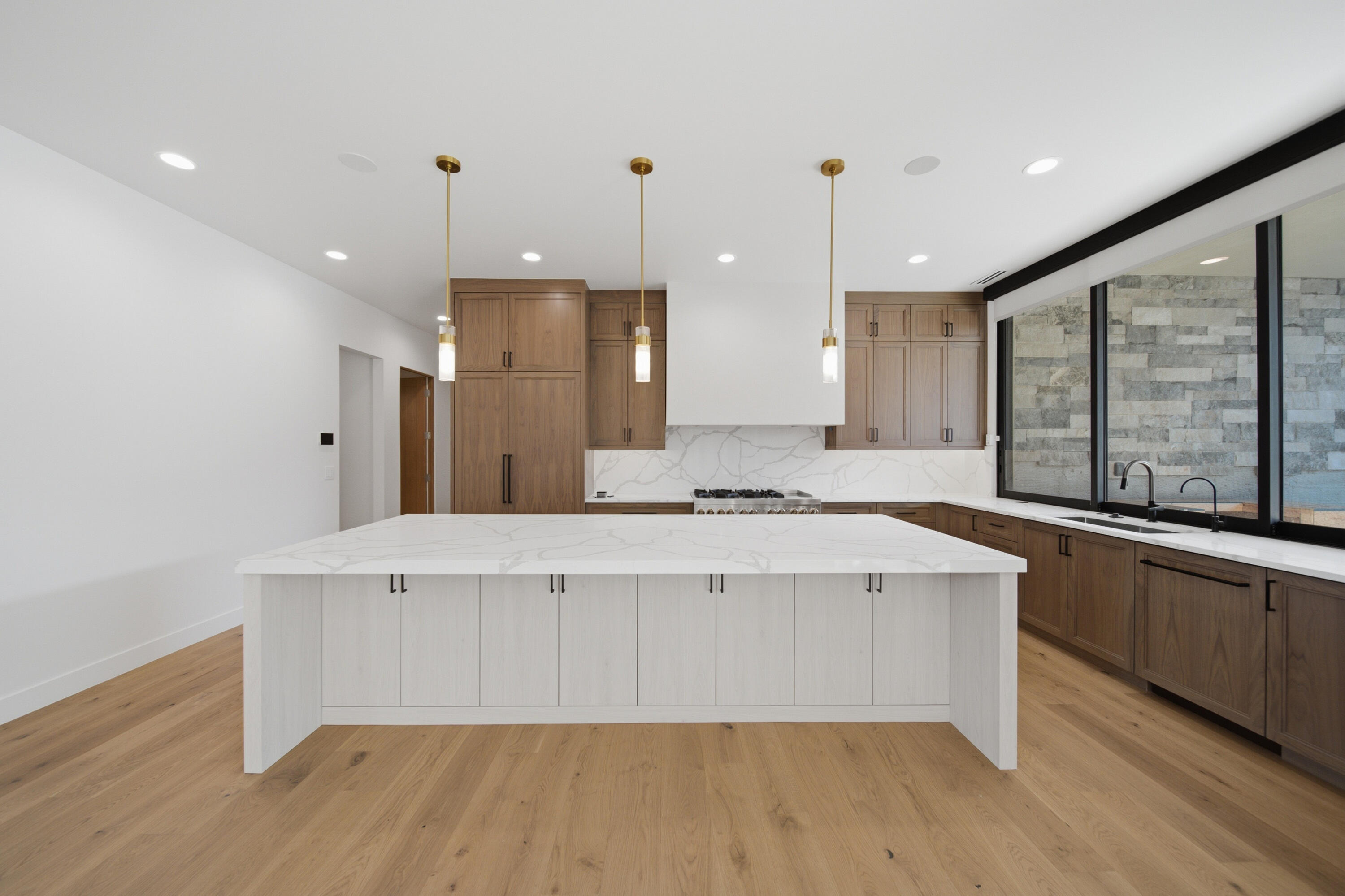 ESTATES AT SAND HOLLOW - Residential