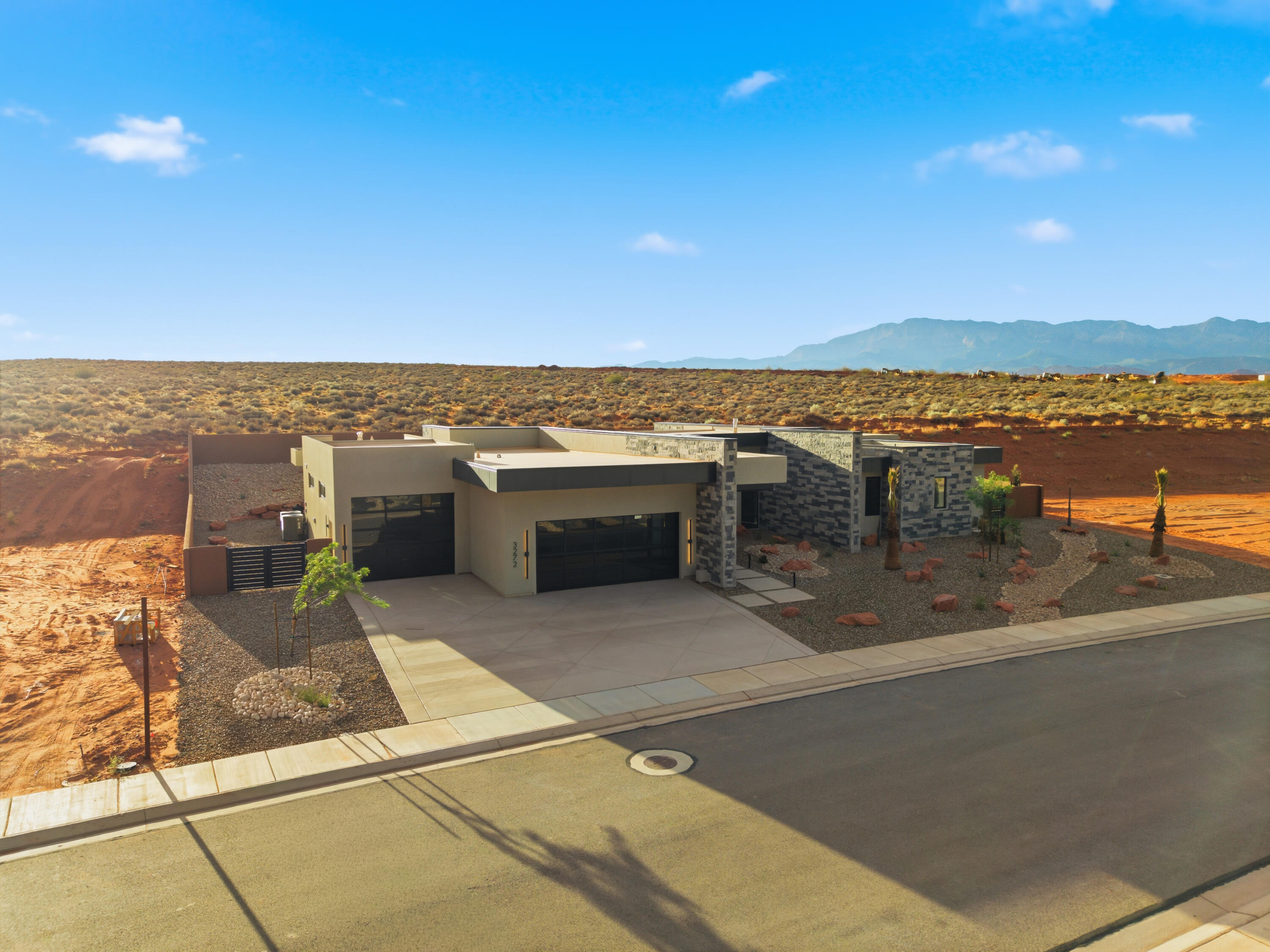 ESTATES AT SAND HOLLOW - Residential