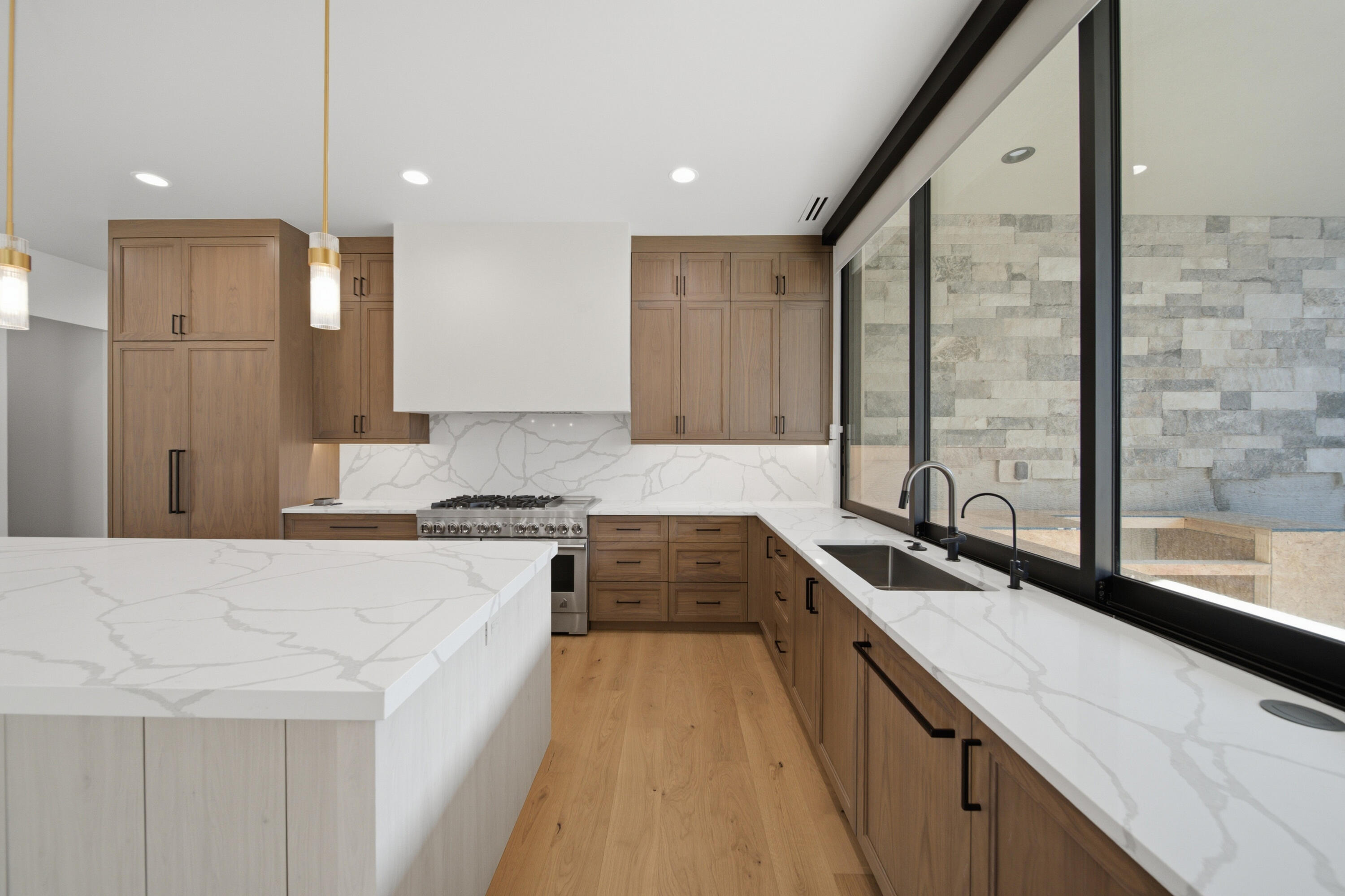 ESTATES AT SAND HOLLOW - Residential