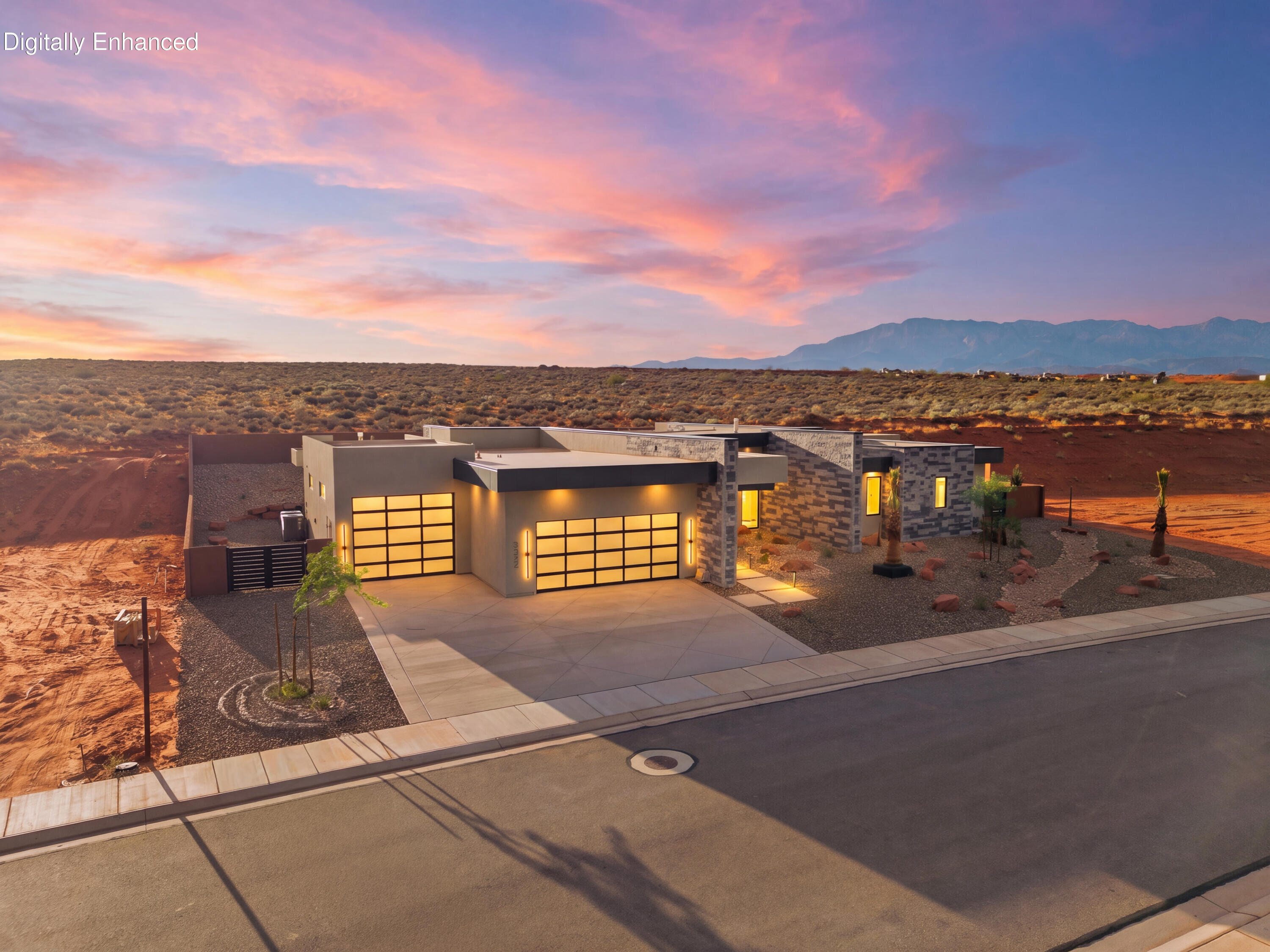 ESTATES AT SAND HOLLOW - Residential