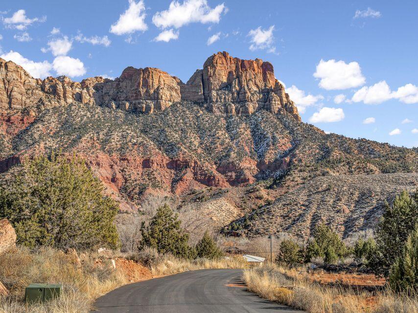 SPRINGDALE TOWNSITE - Land