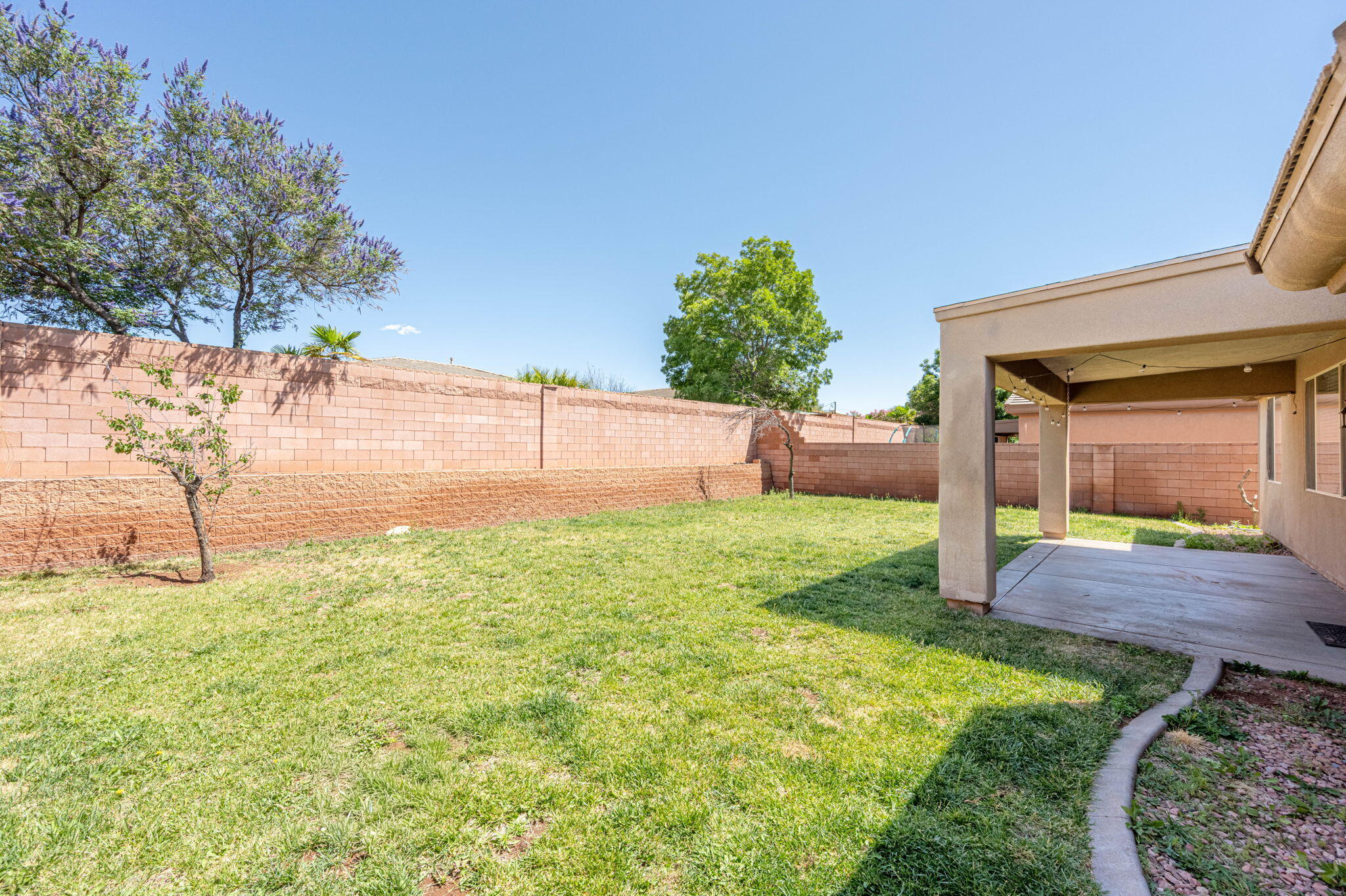CORAL CANYON - Residential
