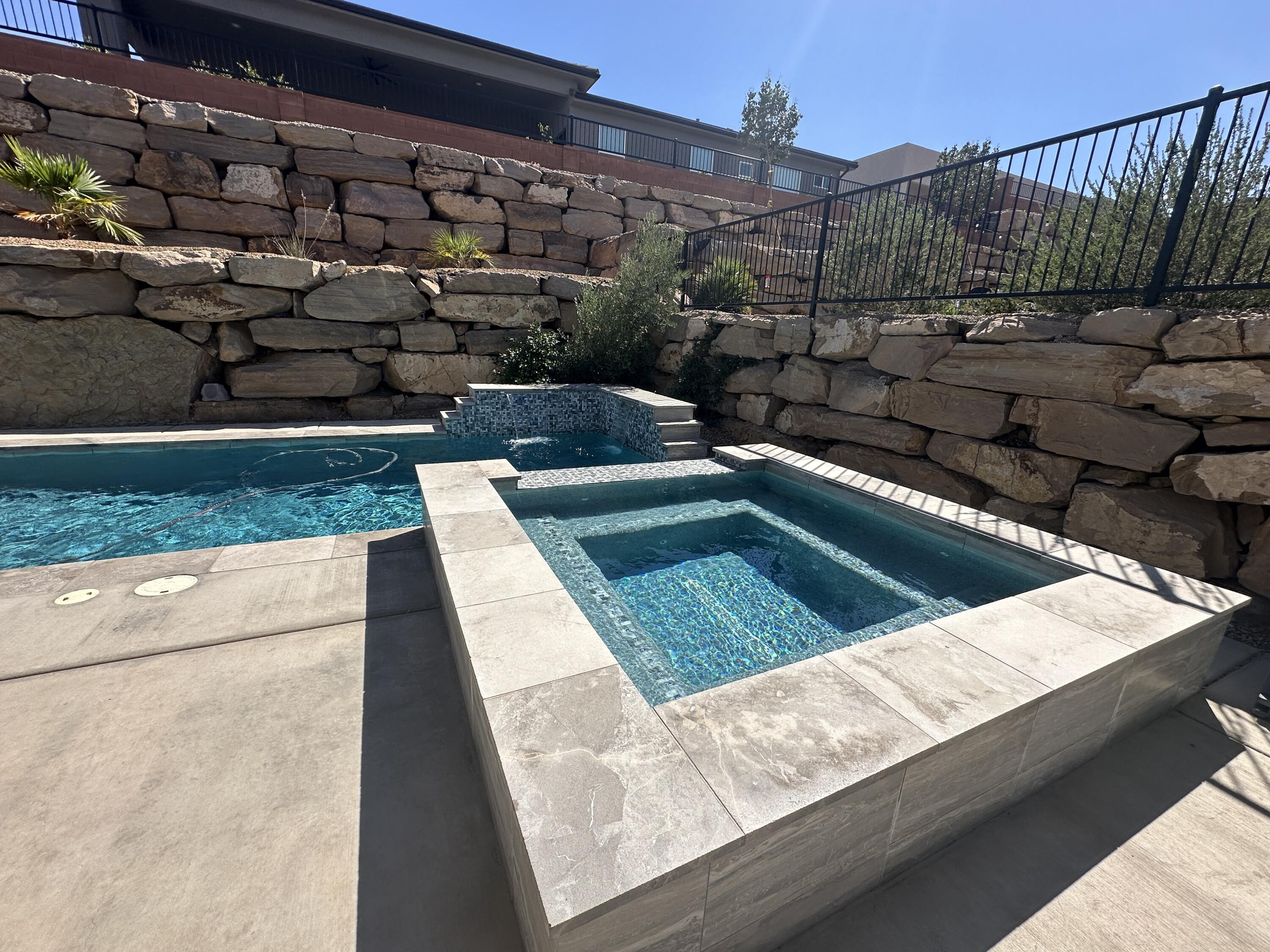 CASCATA AT DIVARIO - Residential