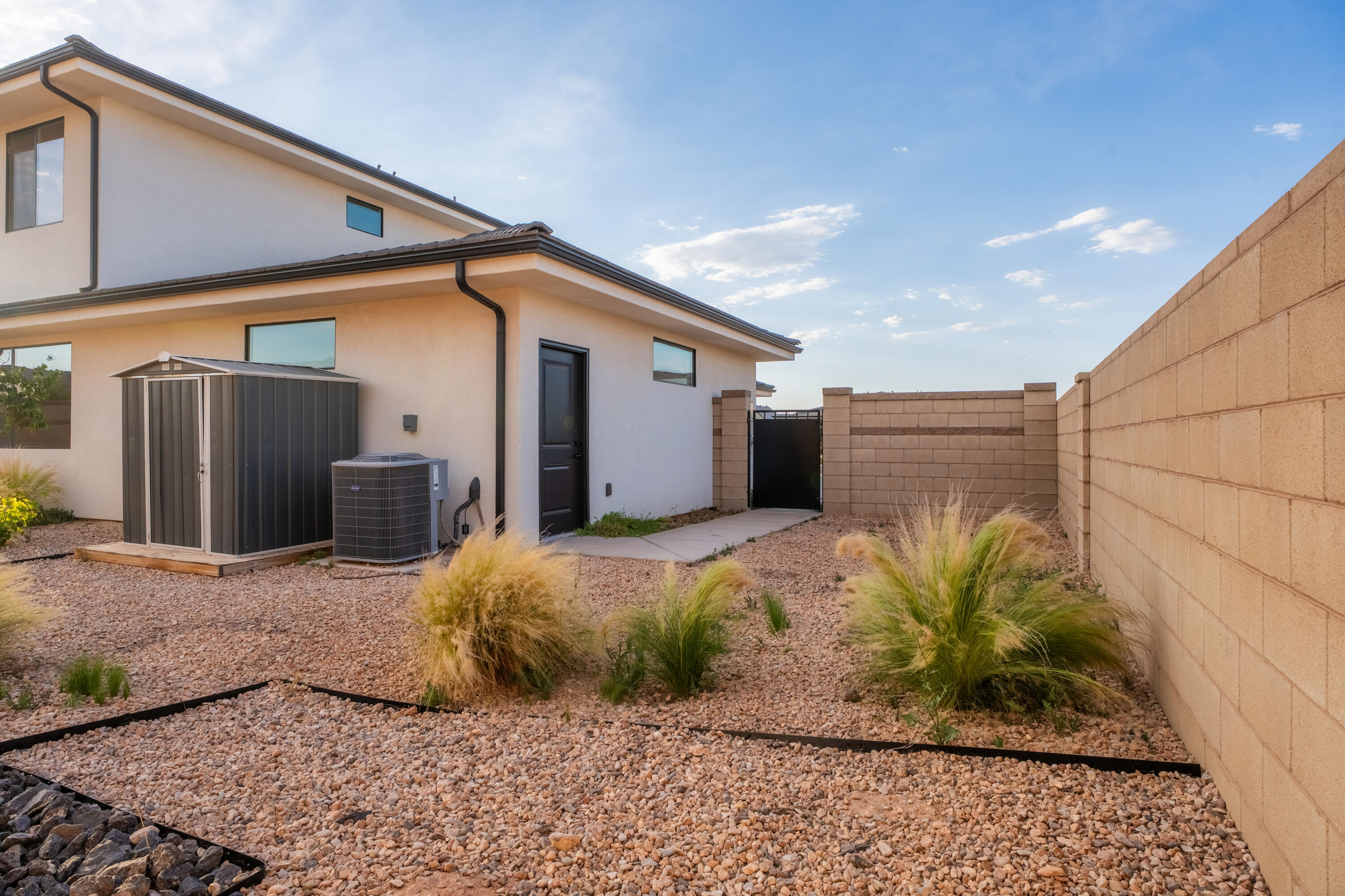 DESERT COLOR SAGE HAVEN - Residential