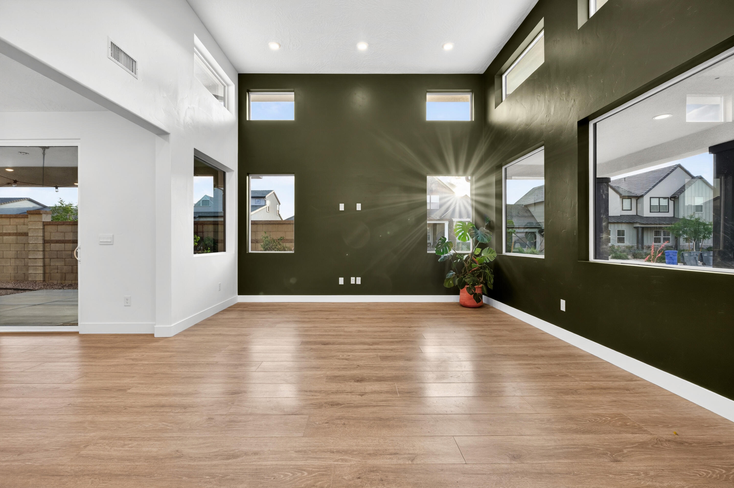DESERT COLOR SAGE HAVEN - Residential