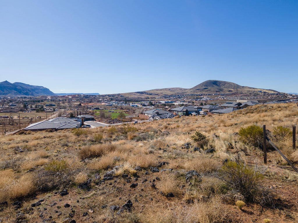 HURRICANE TOWNSITE - Land
