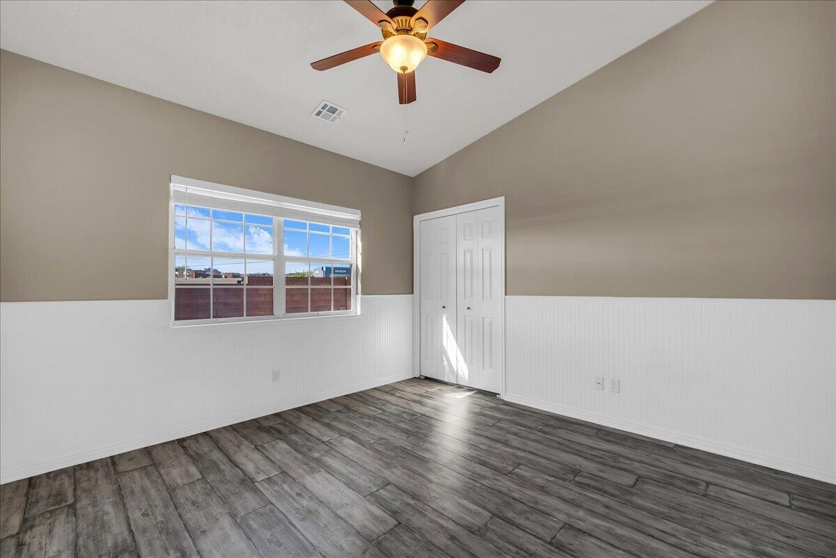 RED CANYON TOWNHOMES - Residential