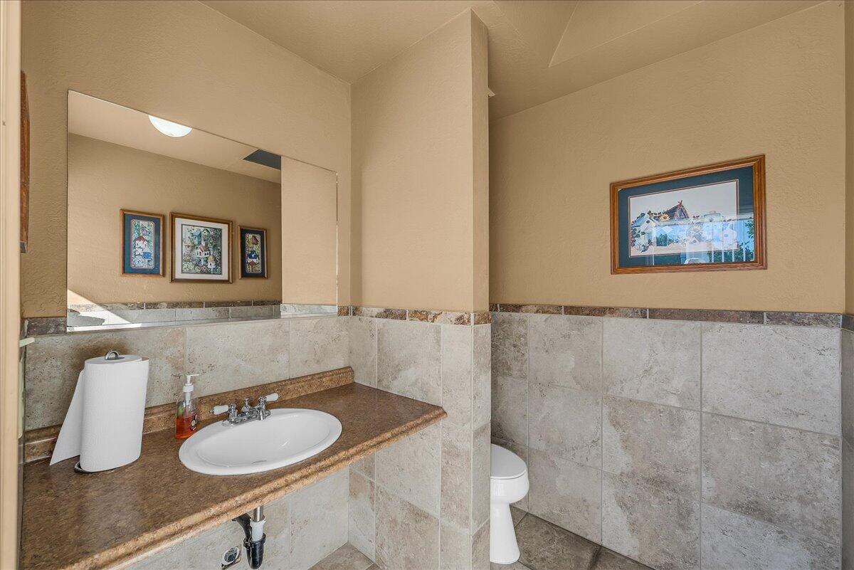 RED CANYON TOWNHOMES - Residential