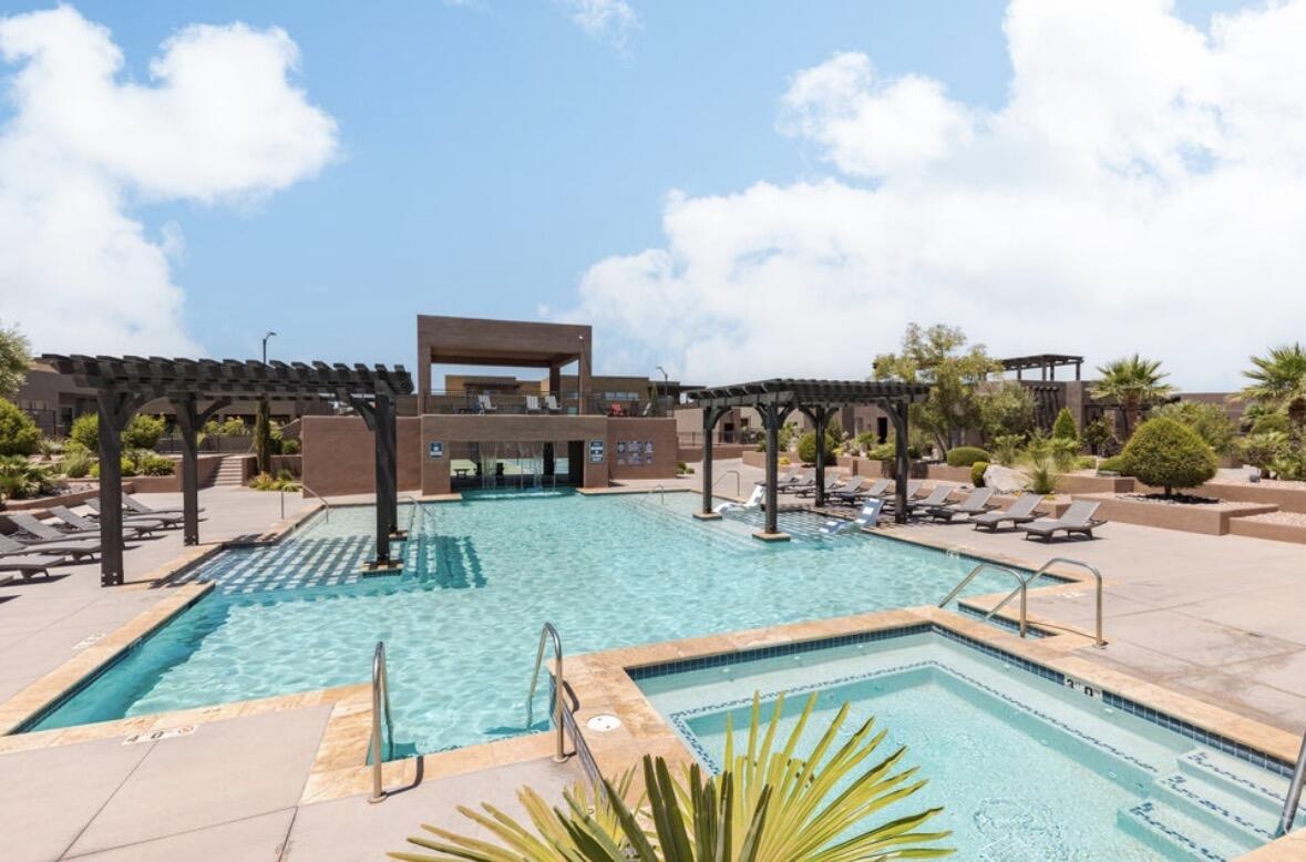 TAVA RESORT AT SAND HOLLOW - Residential