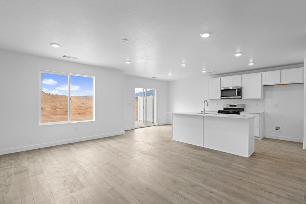 LAVENDER CANYON AT LONG VALLEY - Residential