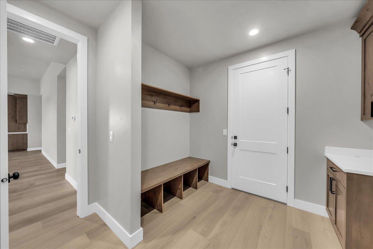CHELSEY - Residential