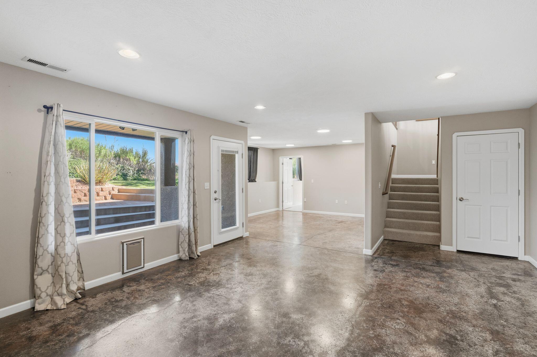 SKY MOUNTAIN GOLF ESTATES - Residential