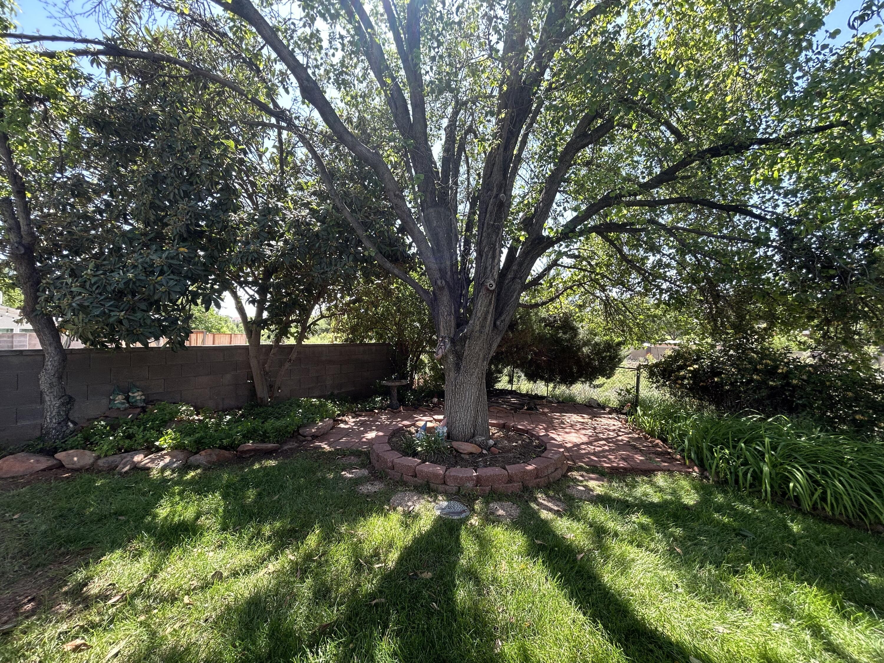 SHADOW CREEK - Residential