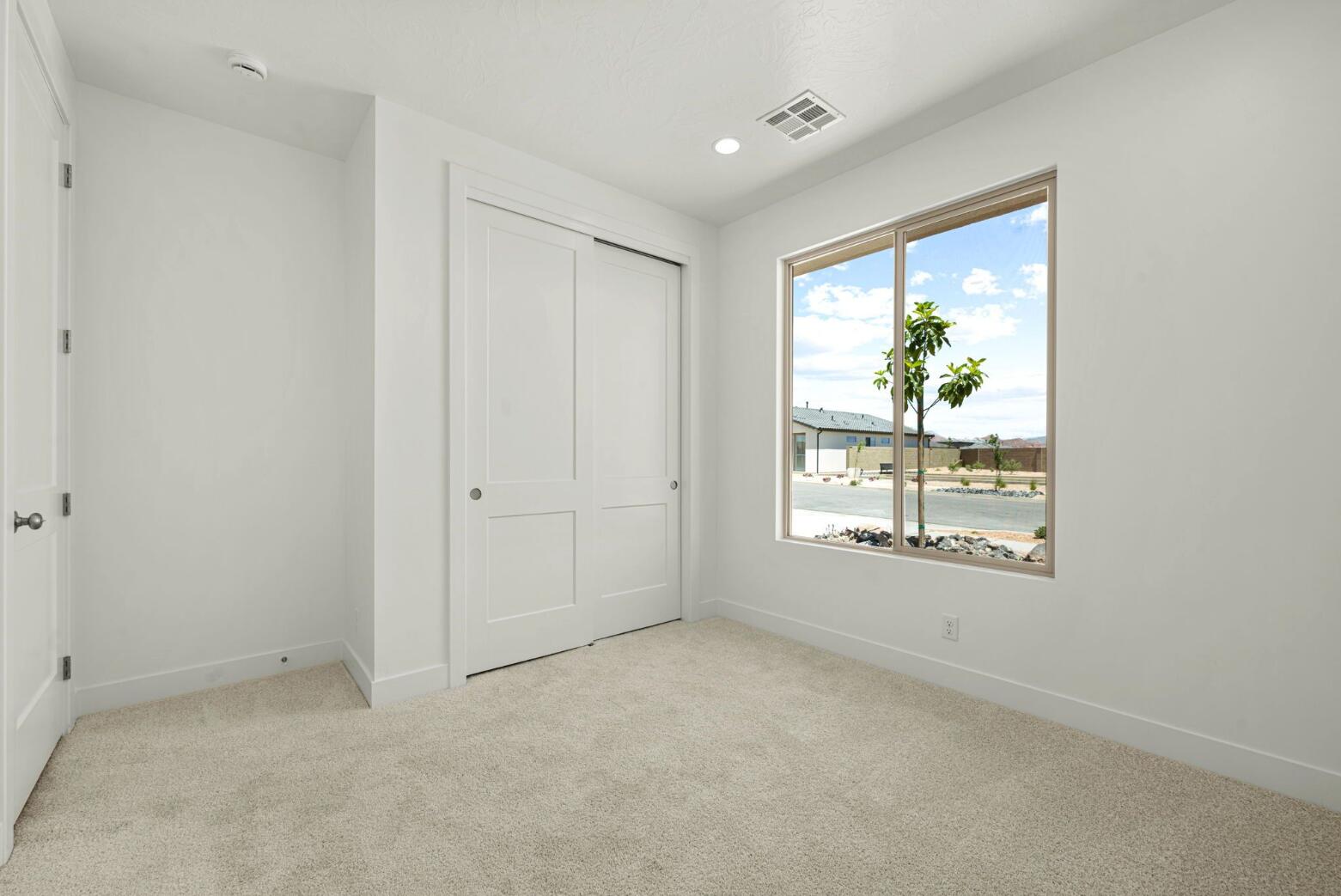 SOLIS AT CORAL CANYON - Residential