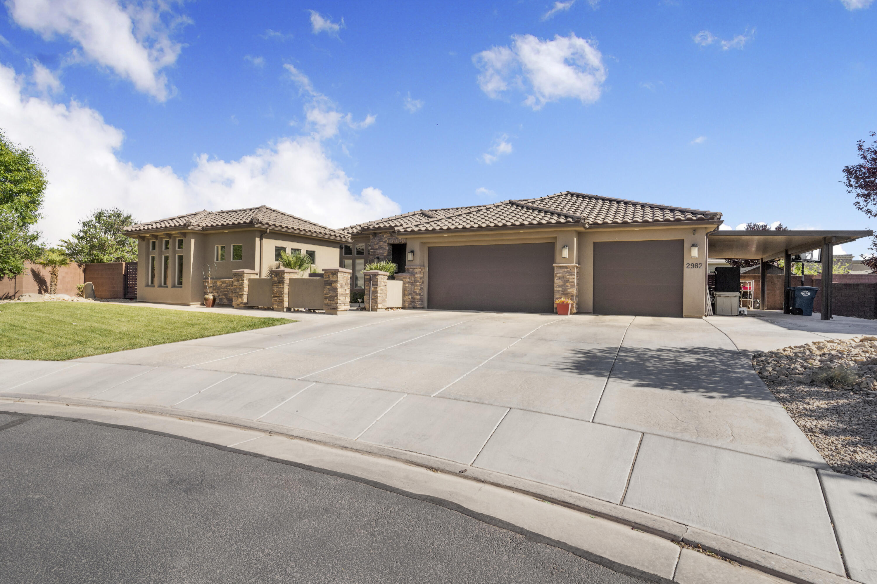 MULBERRY ESTATES - Residential