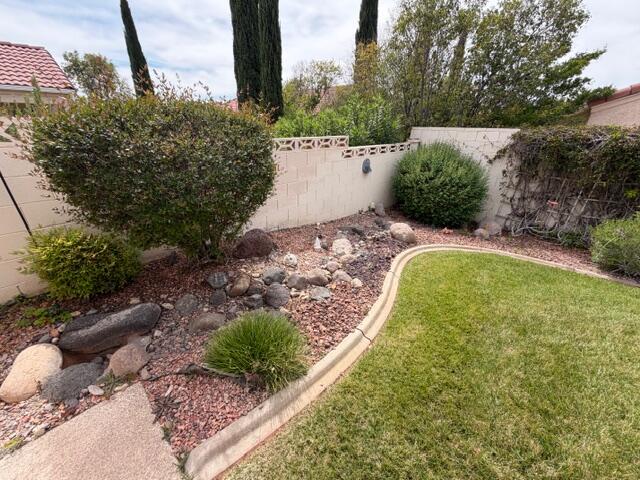 SILVERCREEK TOWNHOMES - Residential