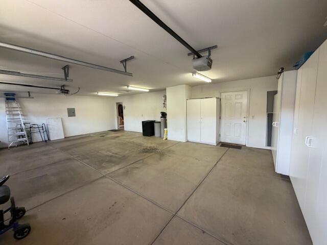 SILVERCREEK TOWNHOMES - Residential