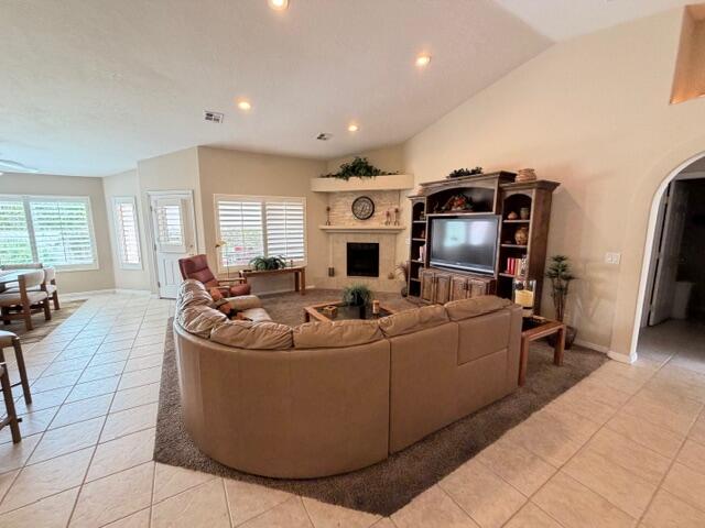 SILVERCREEK TOWNHOMES - Residential