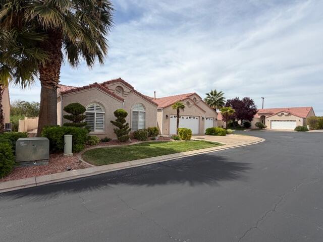 SILVERCREEK TOWNHOMES - Residential