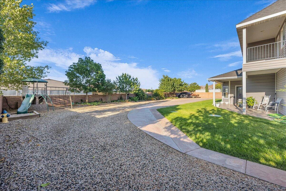 MILNE ESTATES - Residential