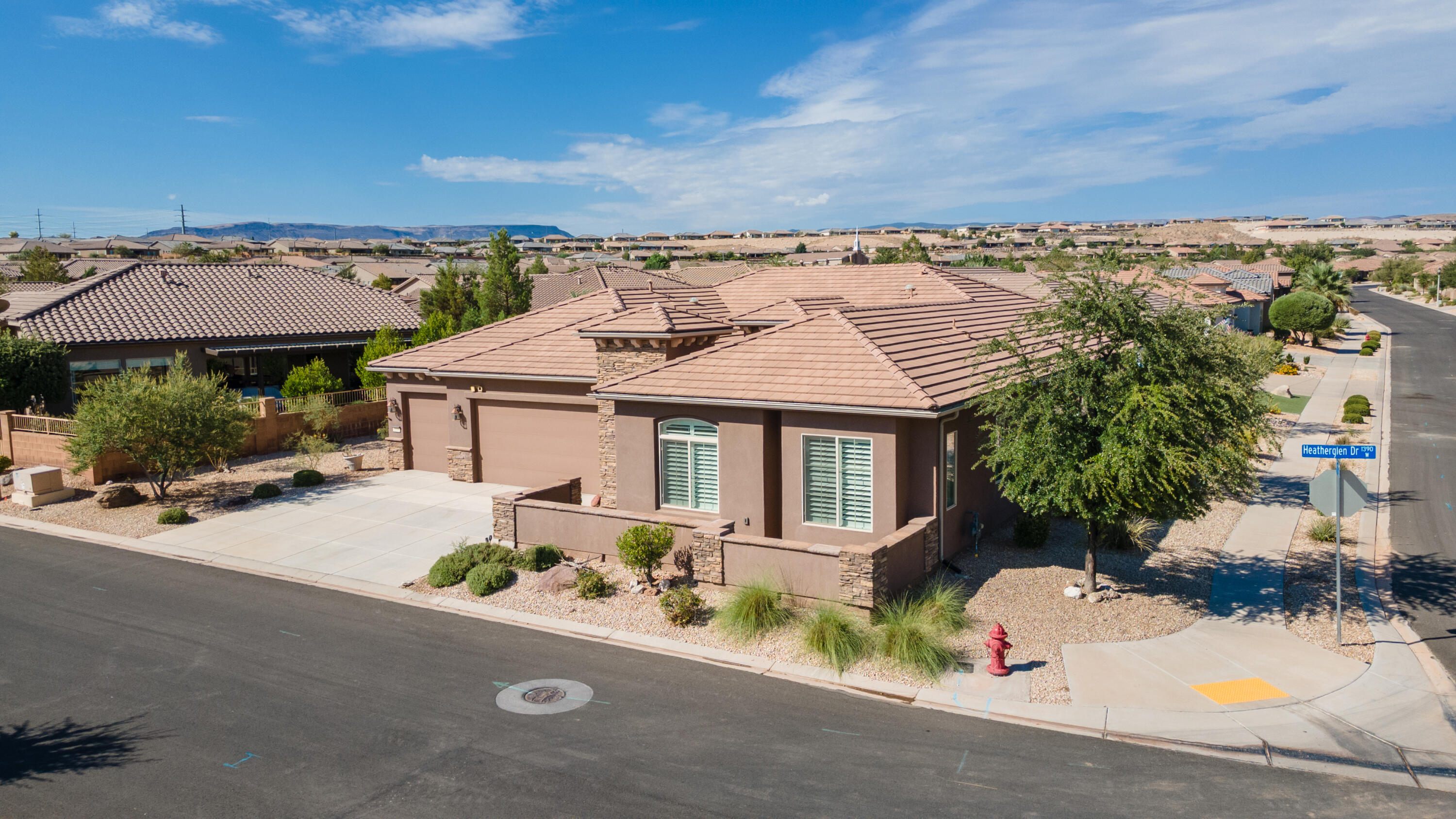 SUN RIVER - Residential