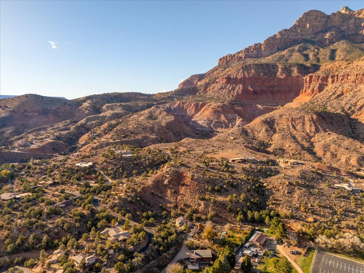 SPRINGDALE TOWNSITE - Land