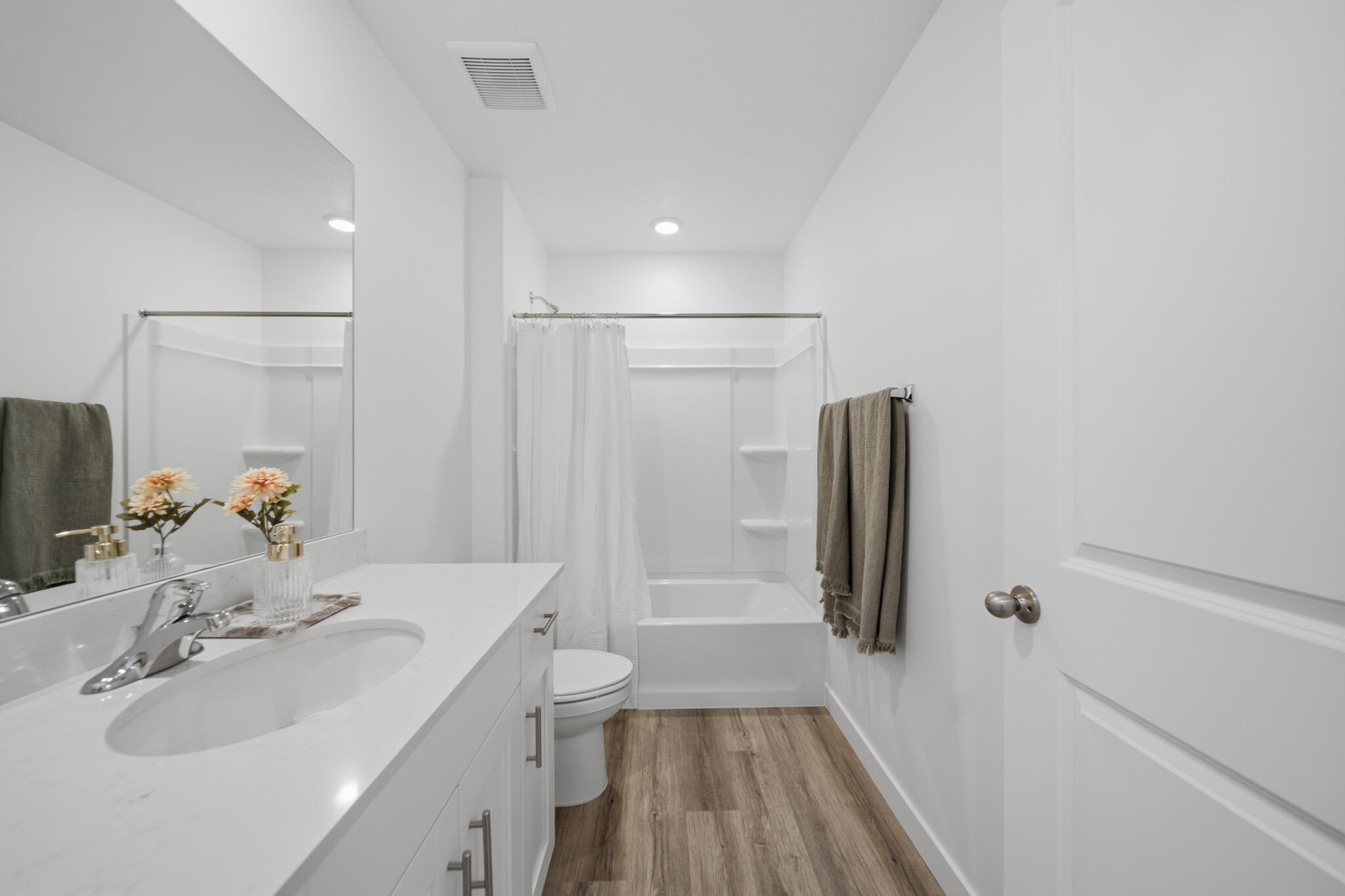 LAVENDER CANYON AT LONG VALLEY - Residential