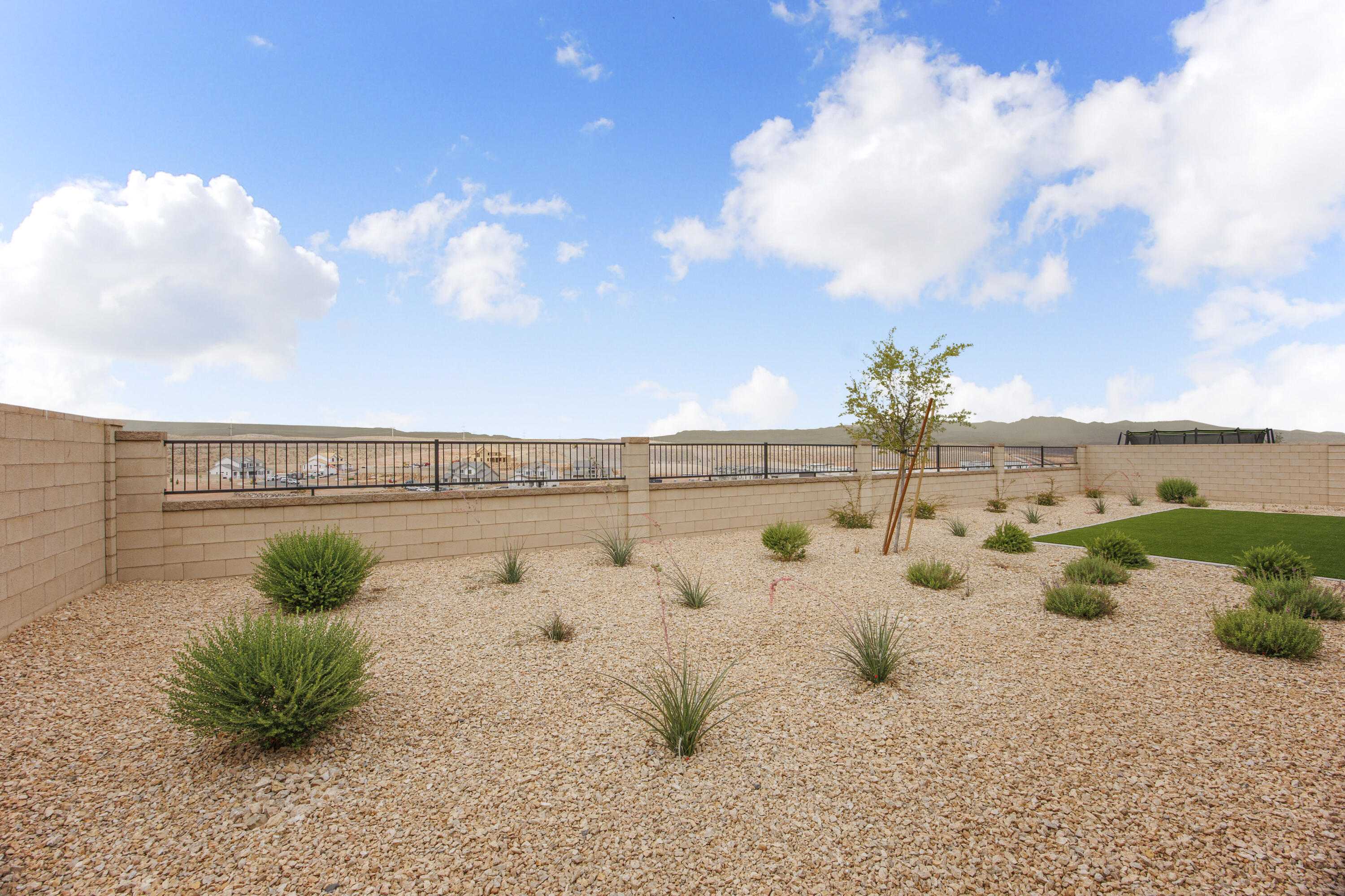 DESERT COLOR SAGE HAVEN - Residential